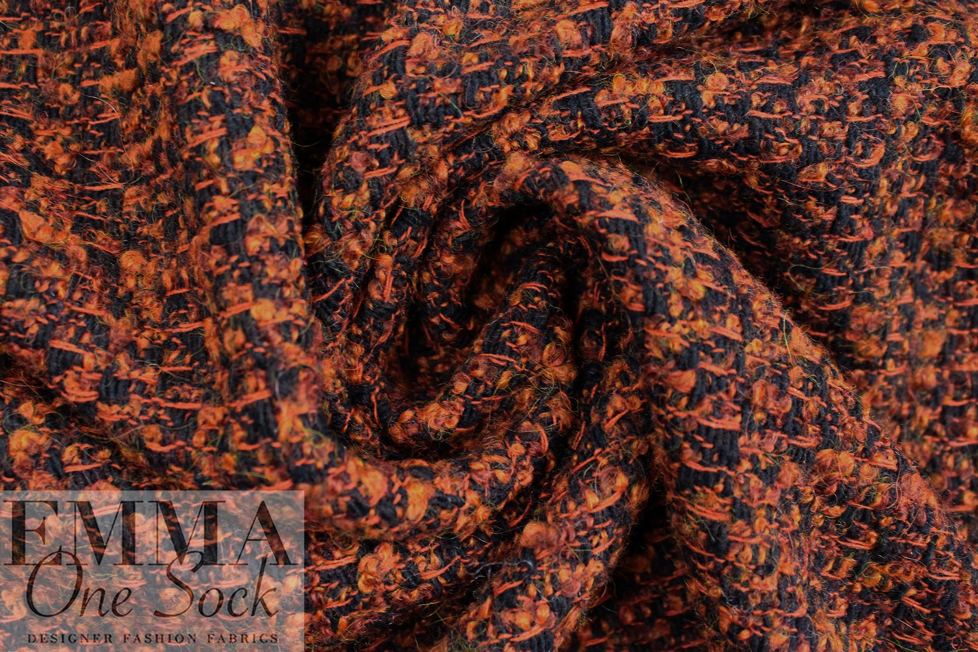 Italian wool blend autumn boucle' - cinnamon spice/black 1 yard