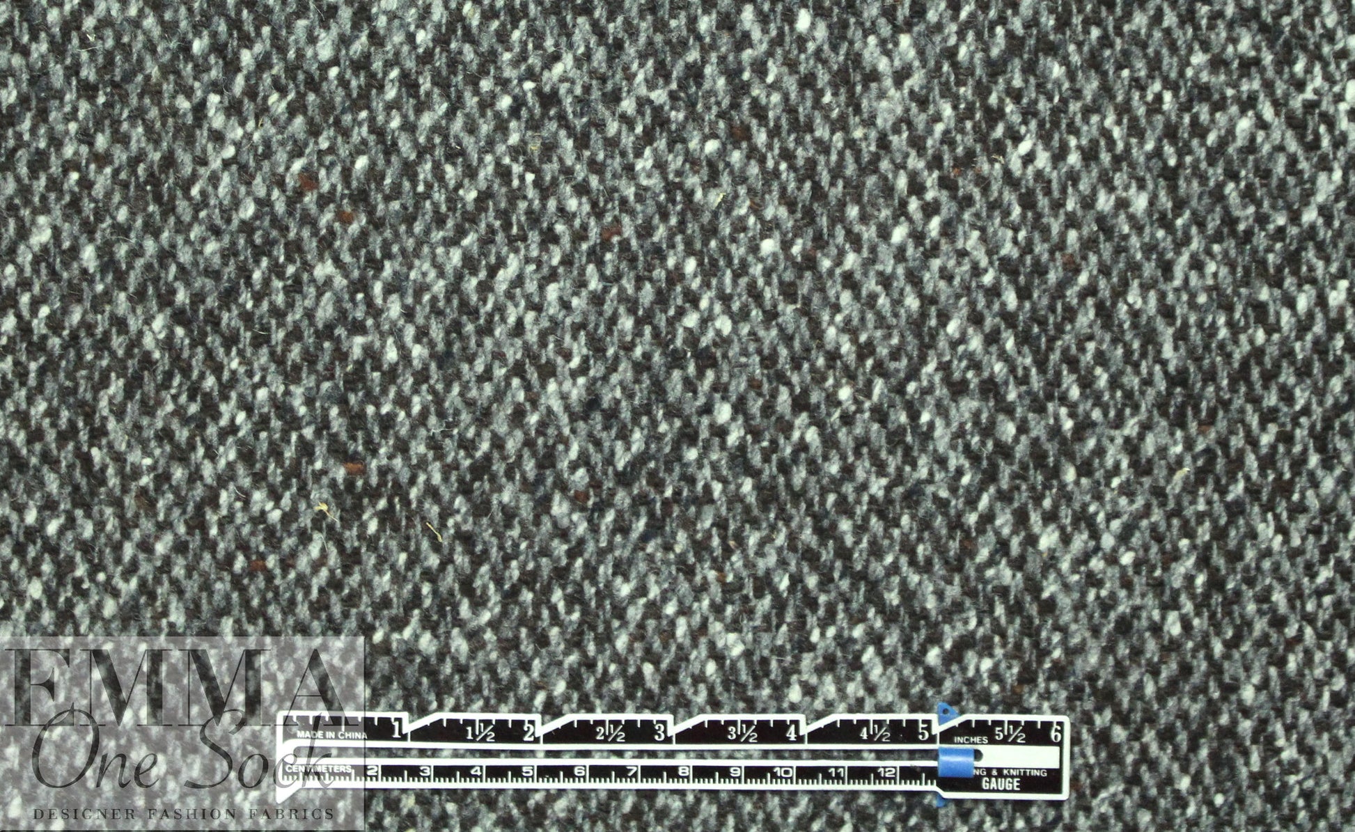Italian mahogany/gray tweed wool blend suiting/coating 3 yd
