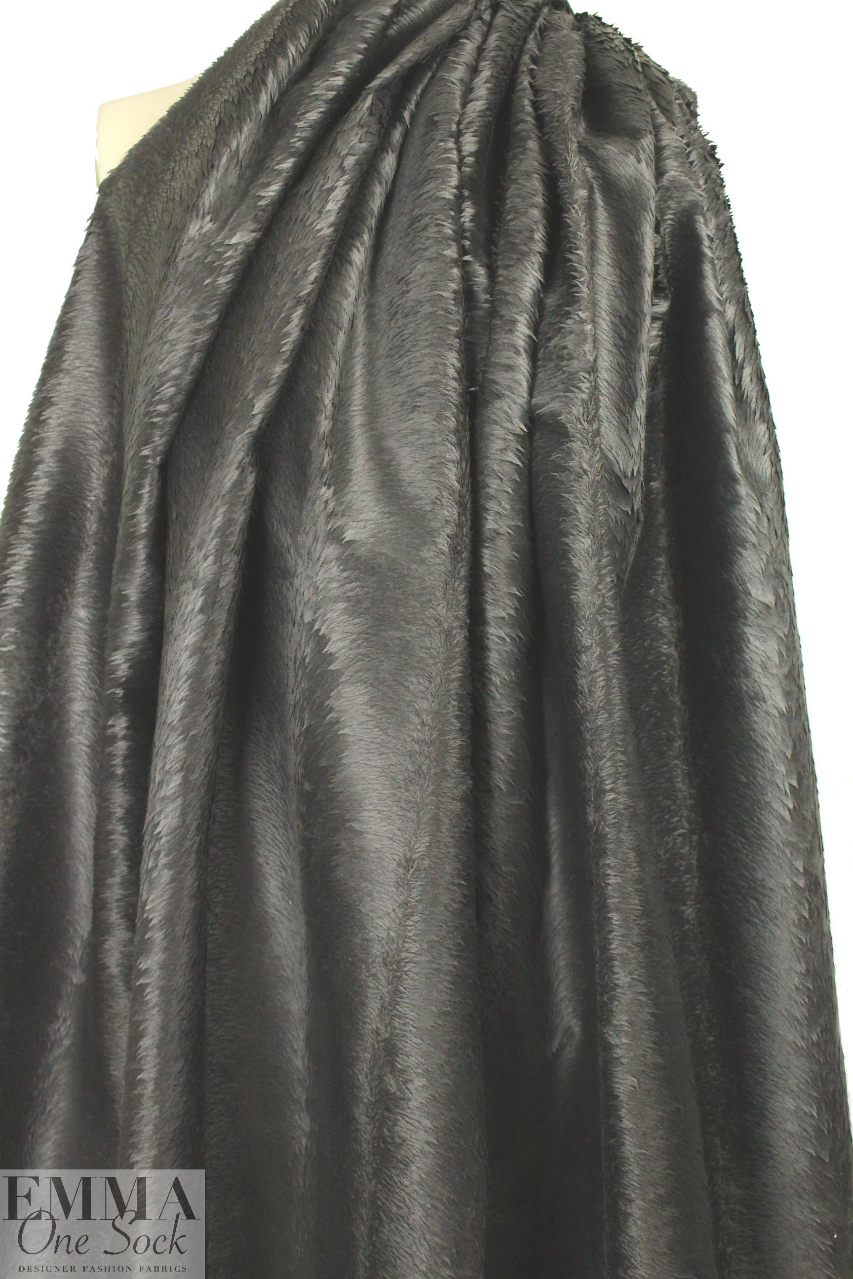CA designer matted sculpted faux fur - ebony 2 yd