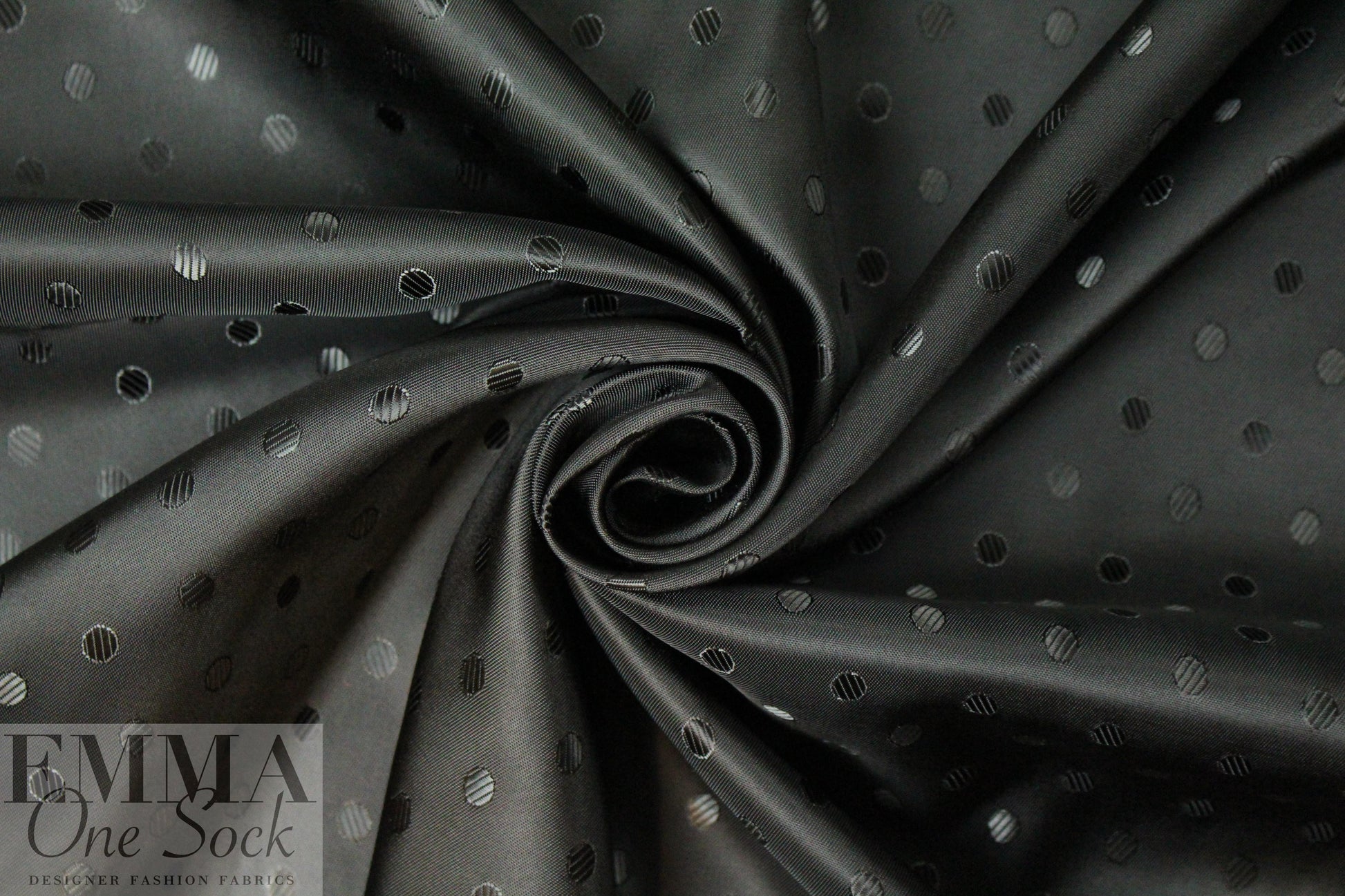 'Concerto' visc/acet lining - black dot 2.25 yds