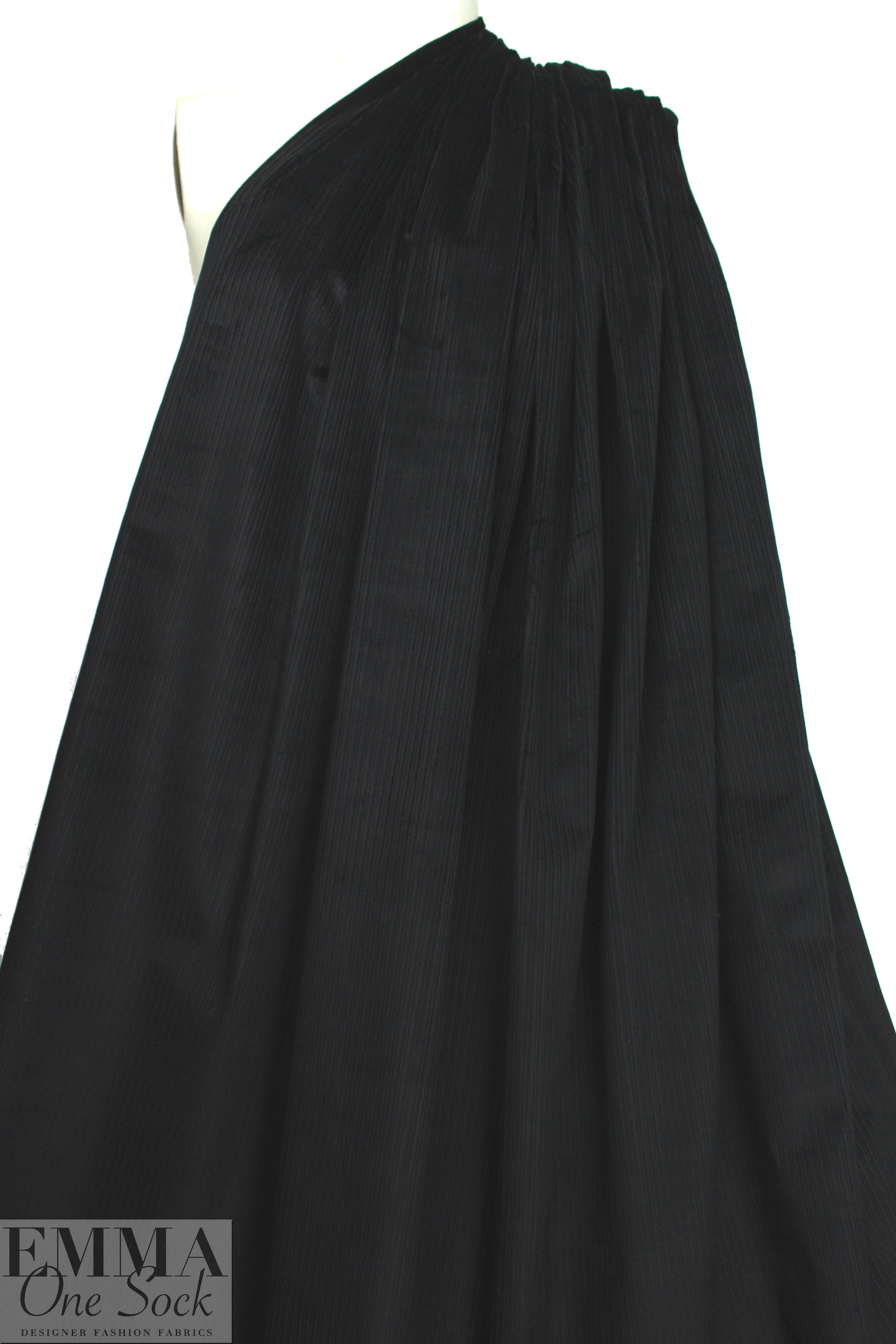 8-wale 'thick/thin' stretch corduroy - black