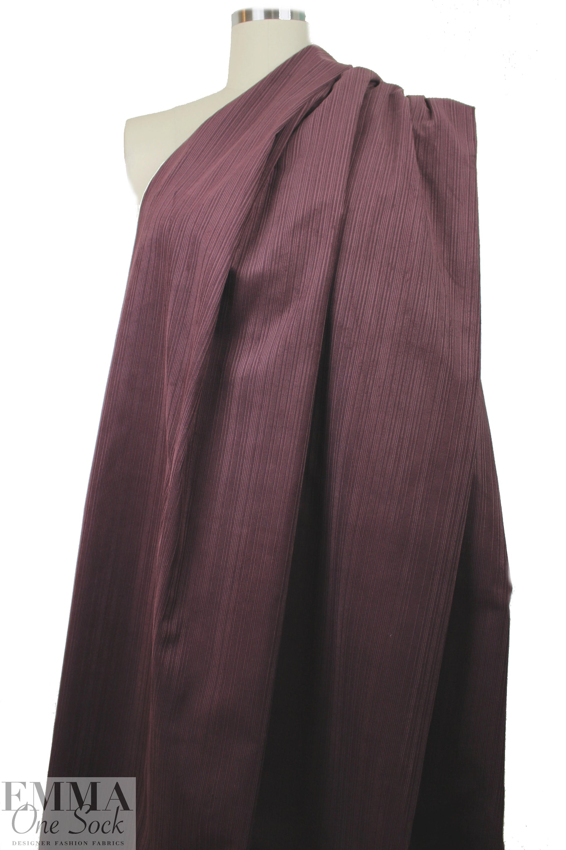 Rag & B0ne 'mixed wale' corduroy - raisin 1.125 yds