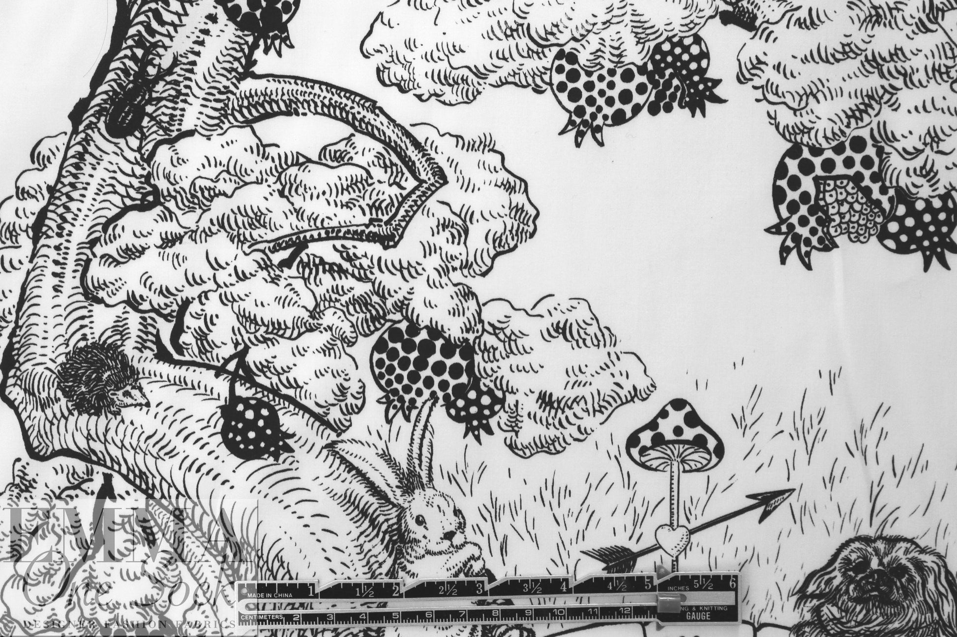 Italian 'Chinese story' black/white panel cotton woven