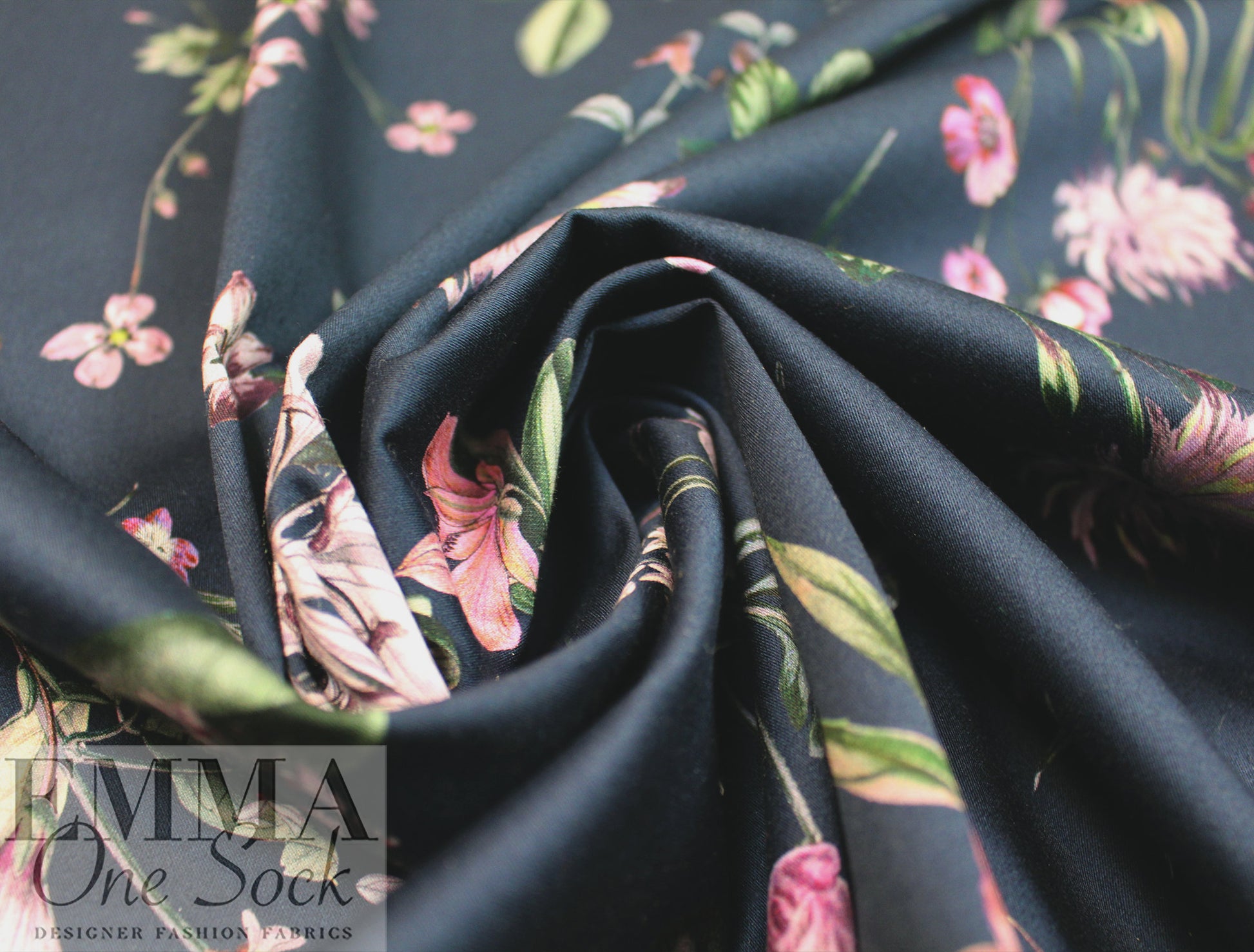 0scar cotton stretch woven - botanical display .75 yds