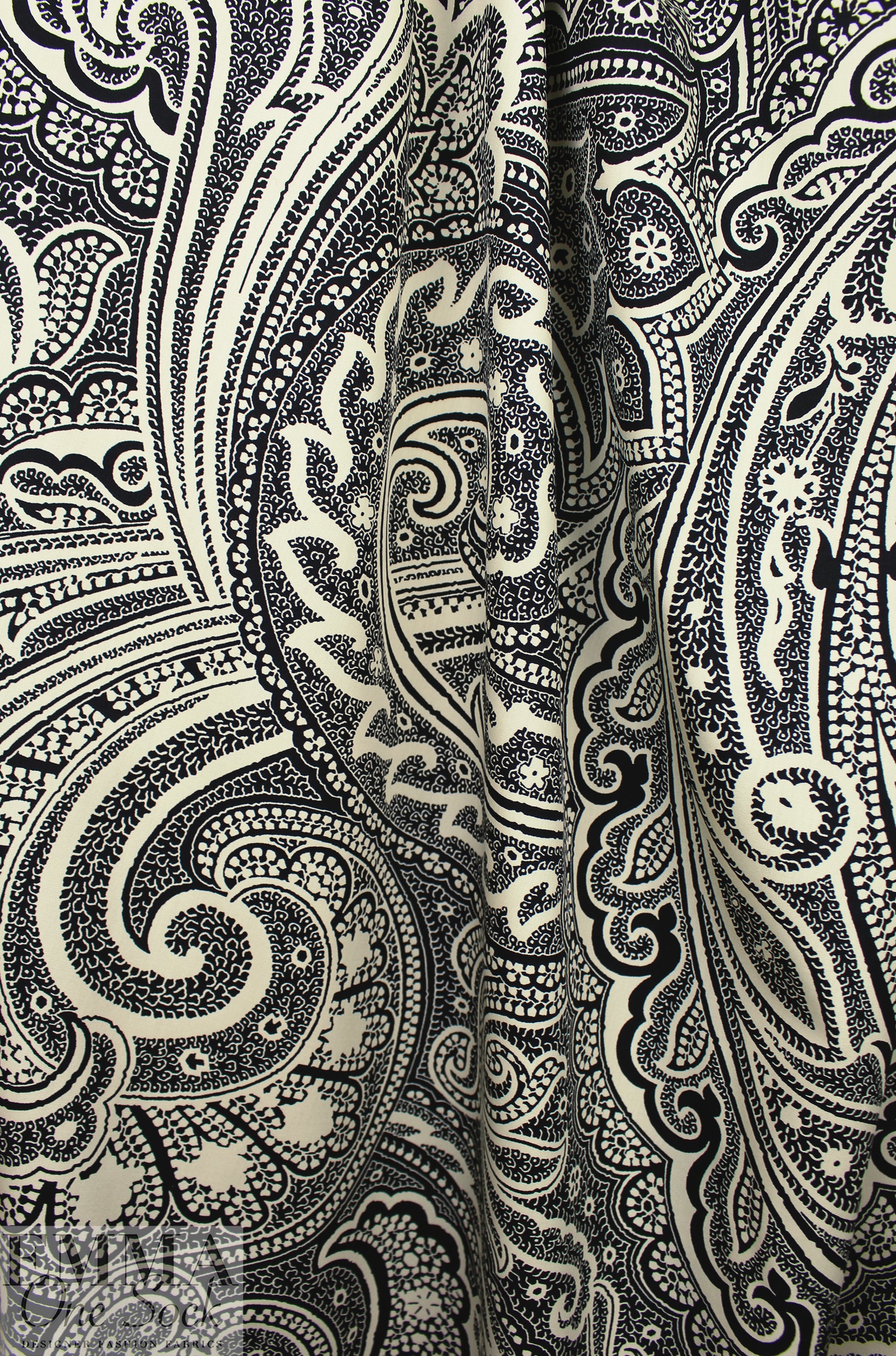 Italian cotton shirt/dress weight woven - scrollwork 1.5 yds