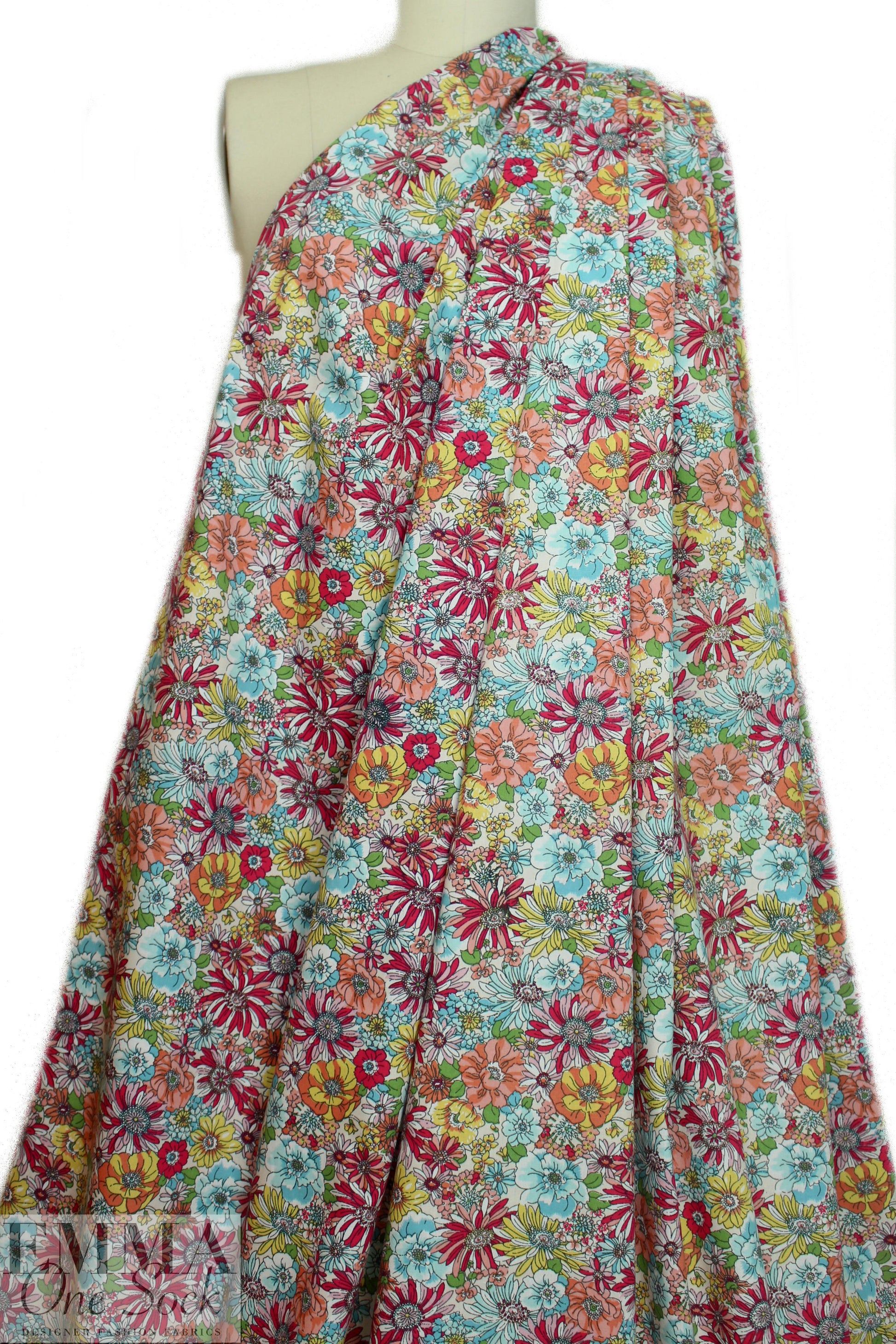 floral display all cotton dressweight woven