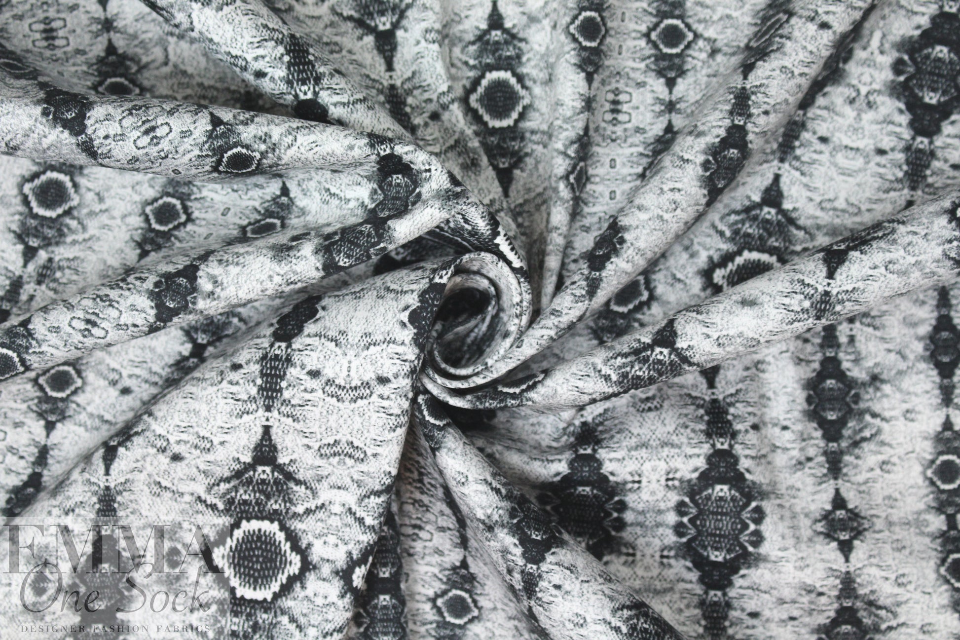 CA designer python prism cotton stretch woven 1.375 yd