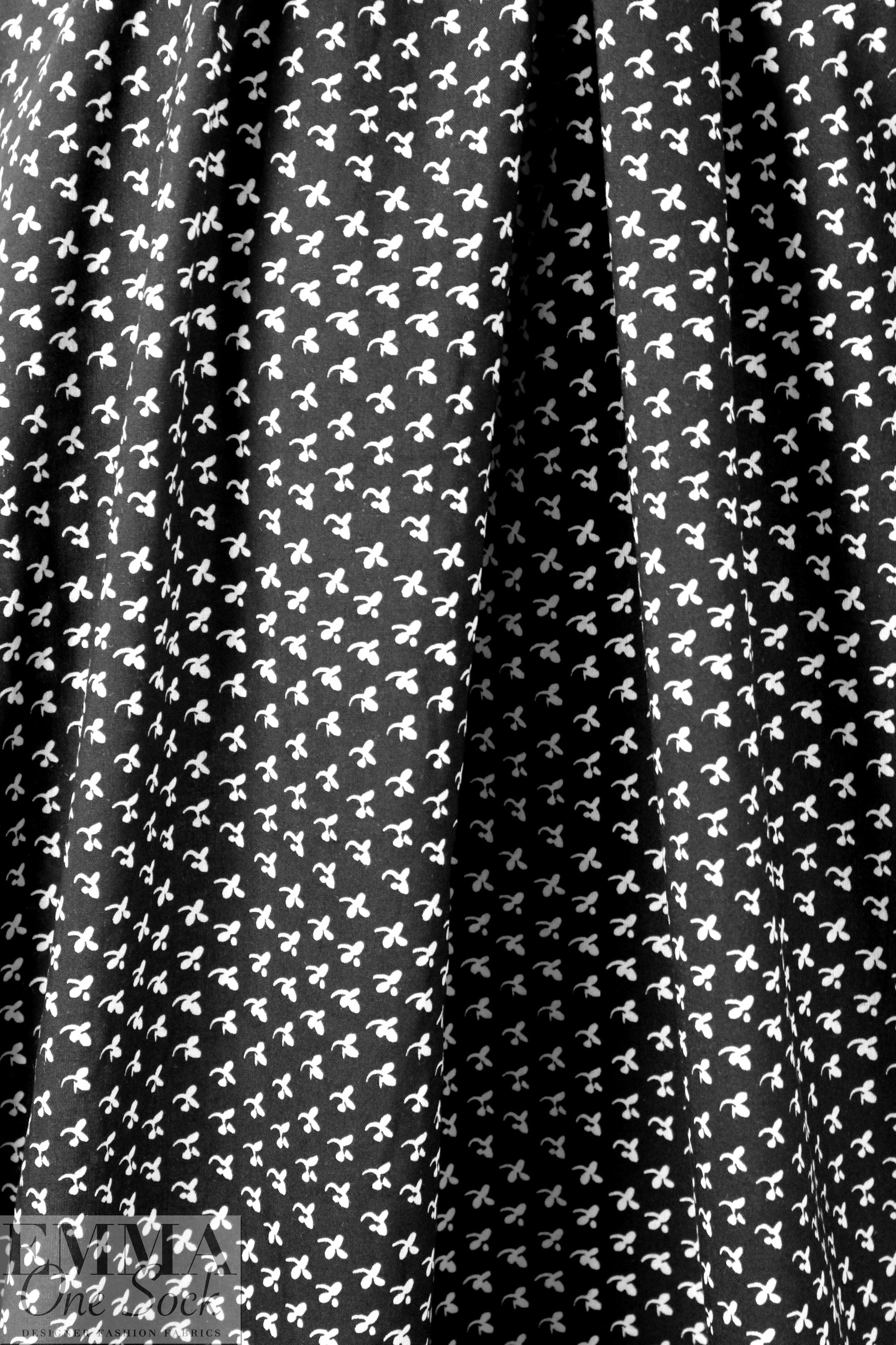 Italian cotton woven - black/white motif