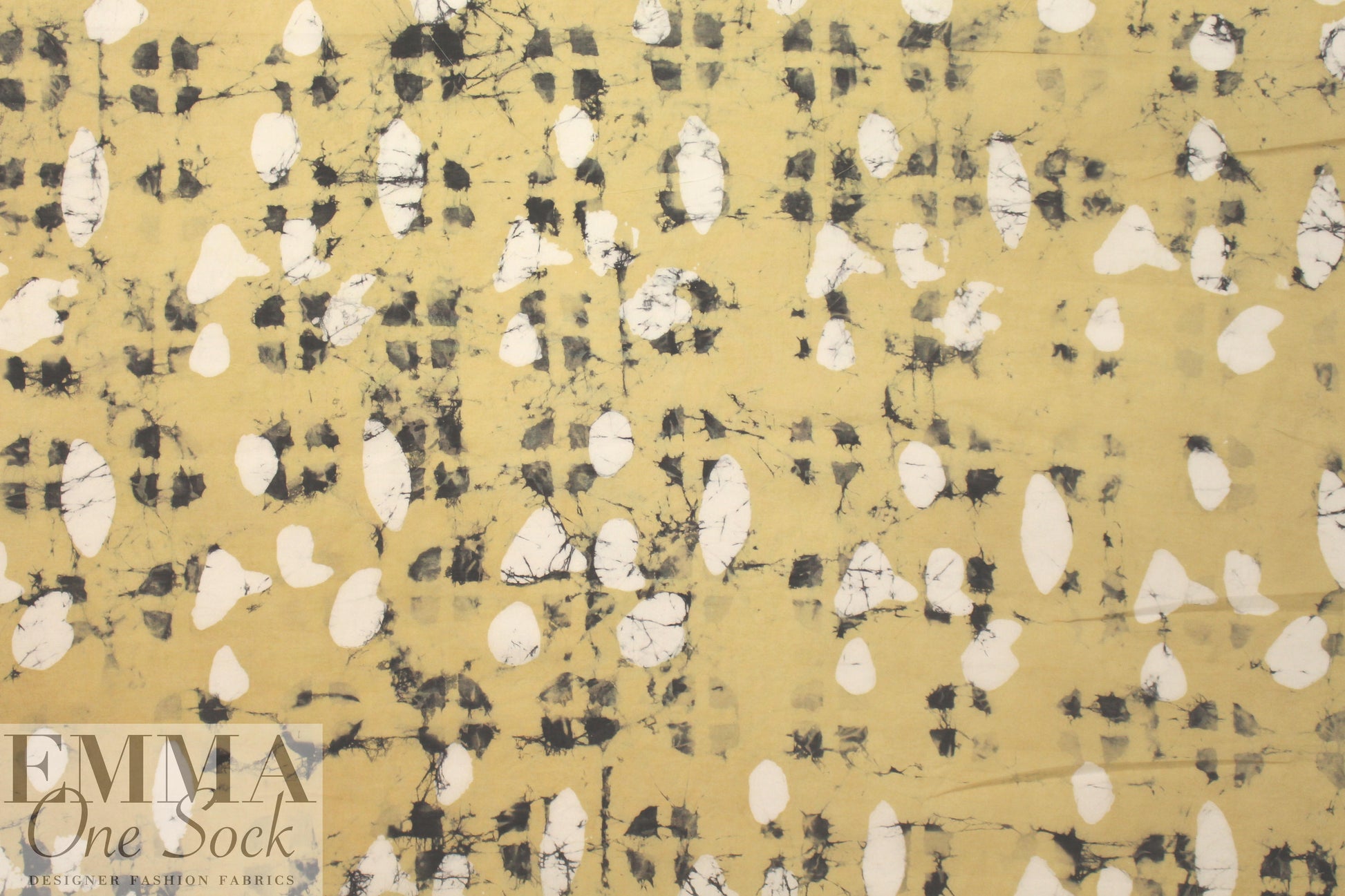 NY designer batiky graphic lightweight cotton woven .875 yds