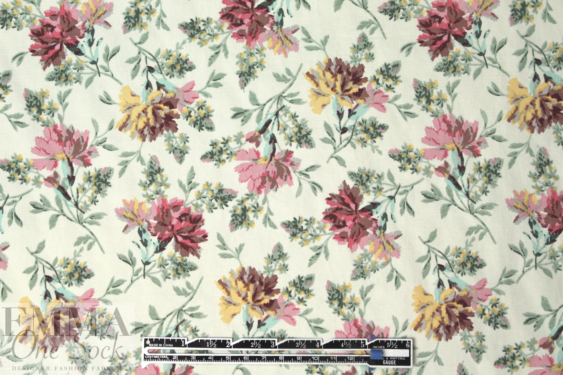 Rebecca Tay1or vintage bouquets cotton shantung 1.66 yd