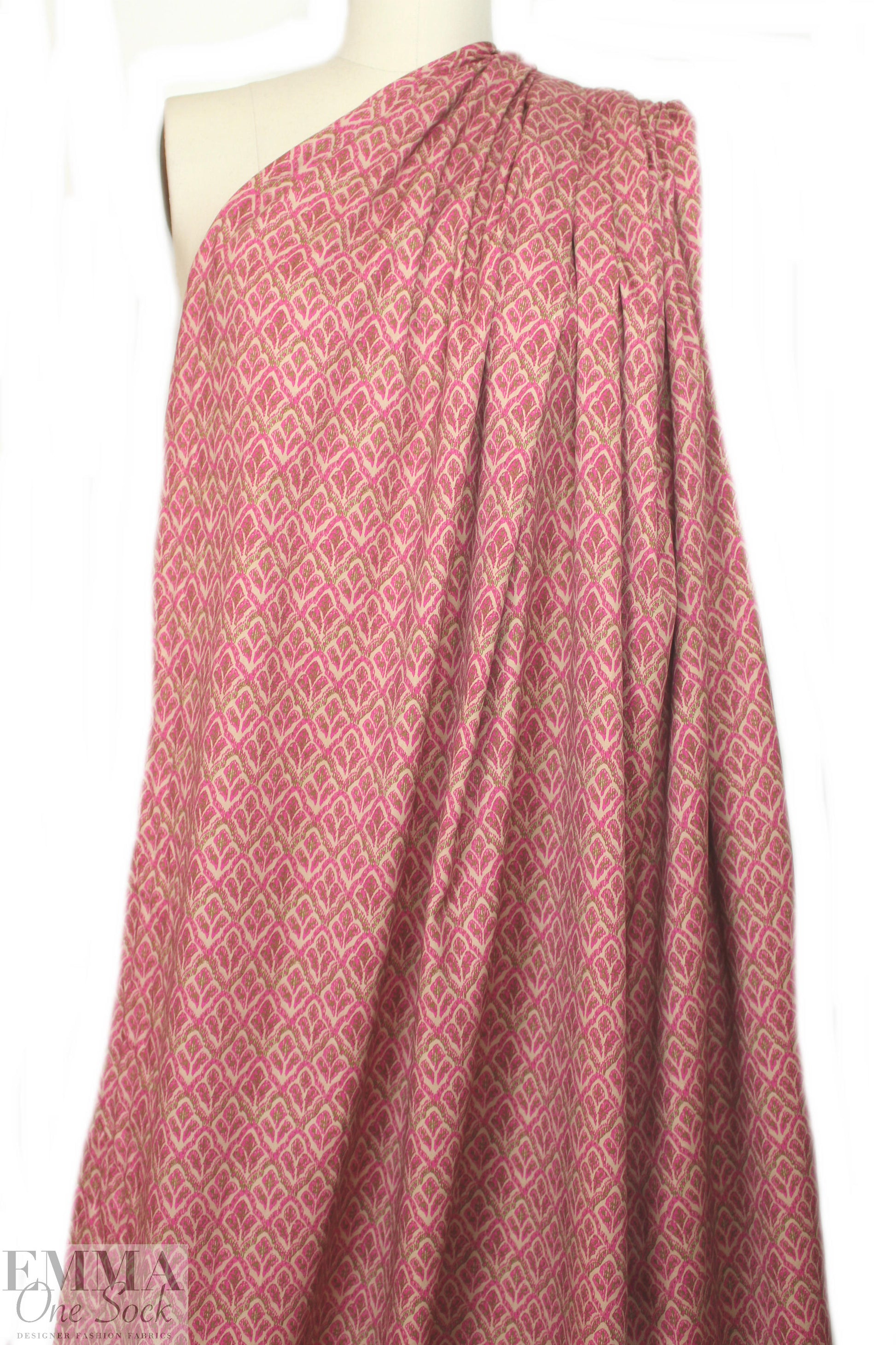 NY designer pink/olive/tan graphic cotton woven