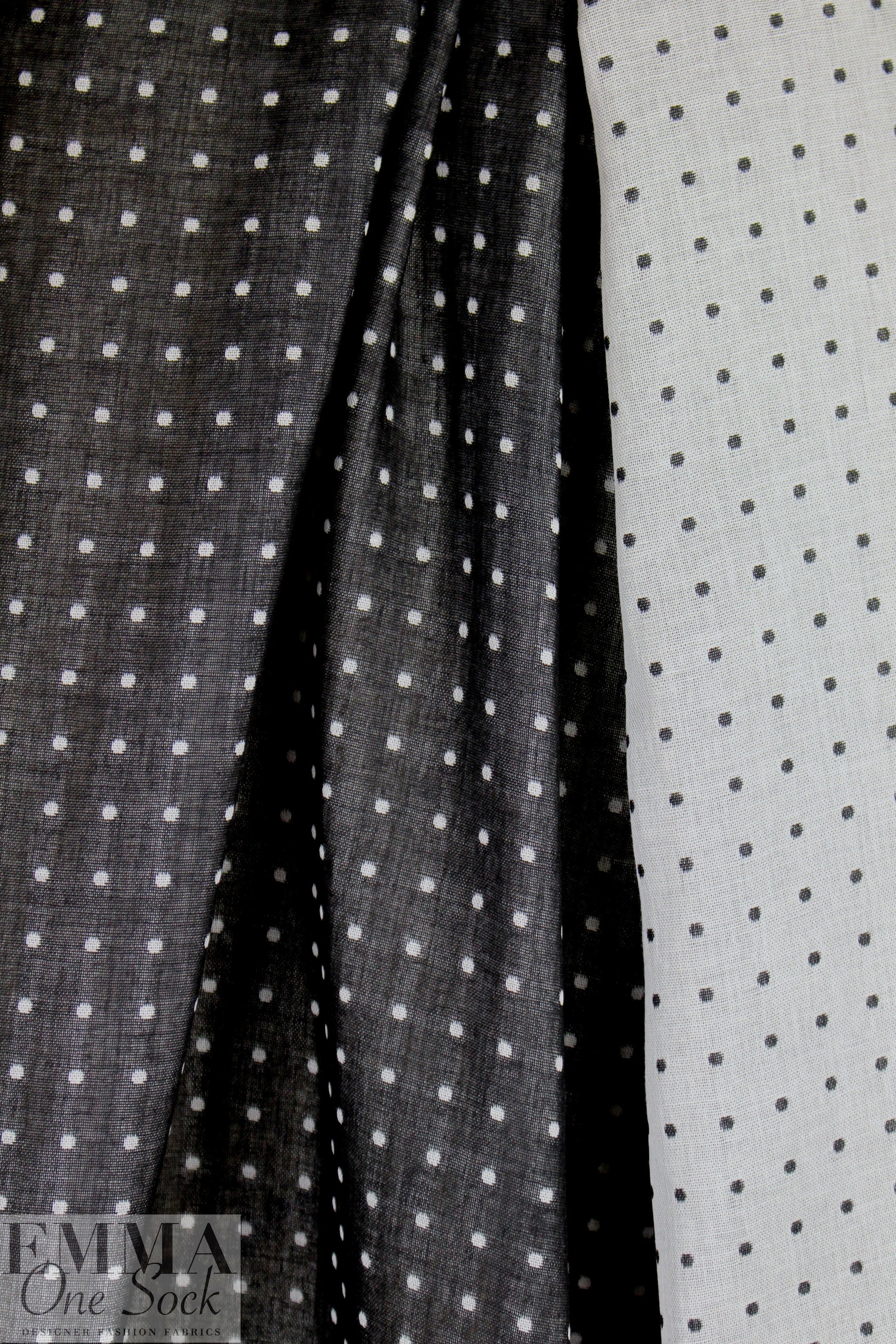 CA designer organic cotton double gauze - black/stone dots