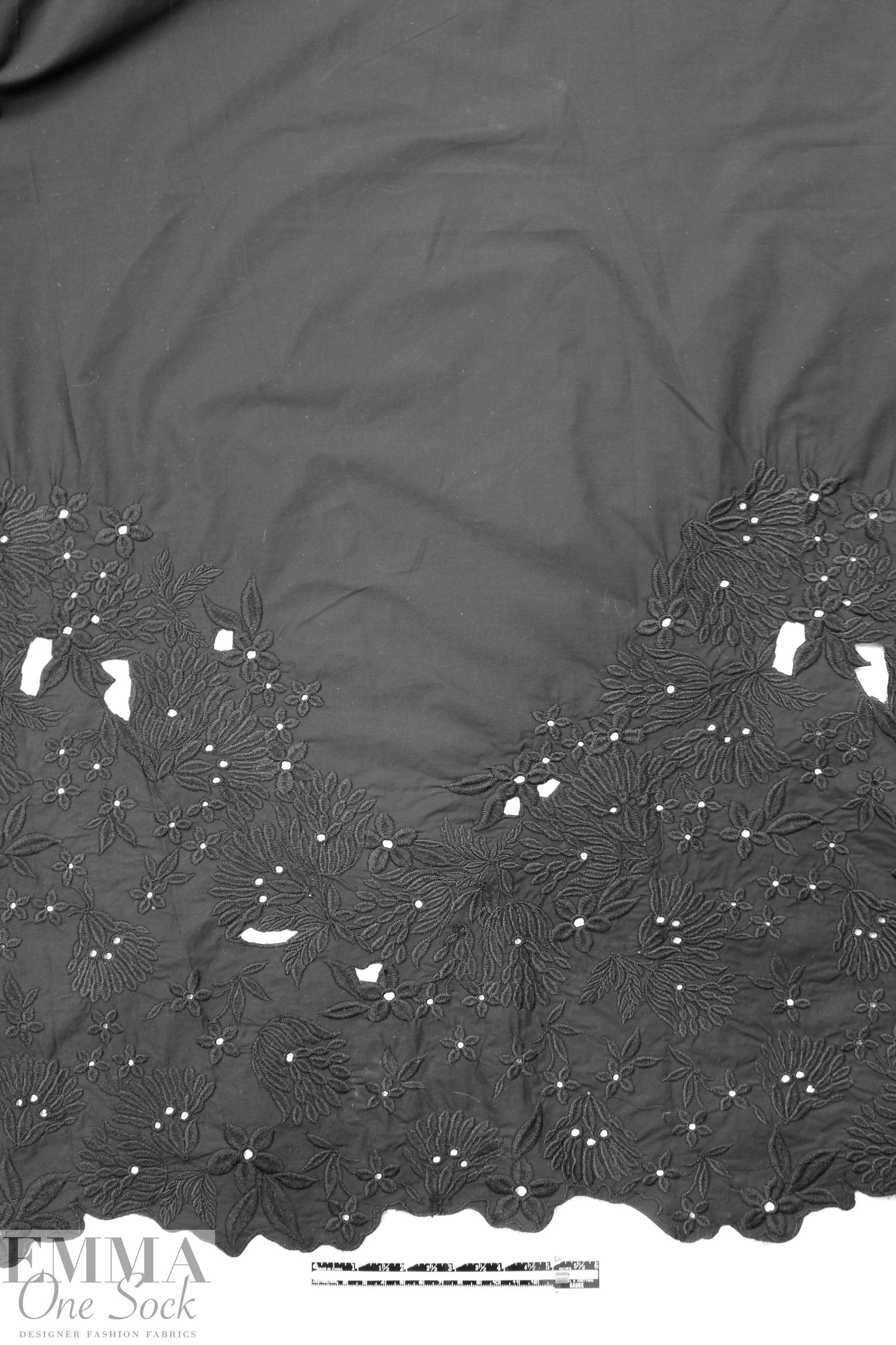 NY designer border emb. cotton - black 2.5 yds Minor Flaw