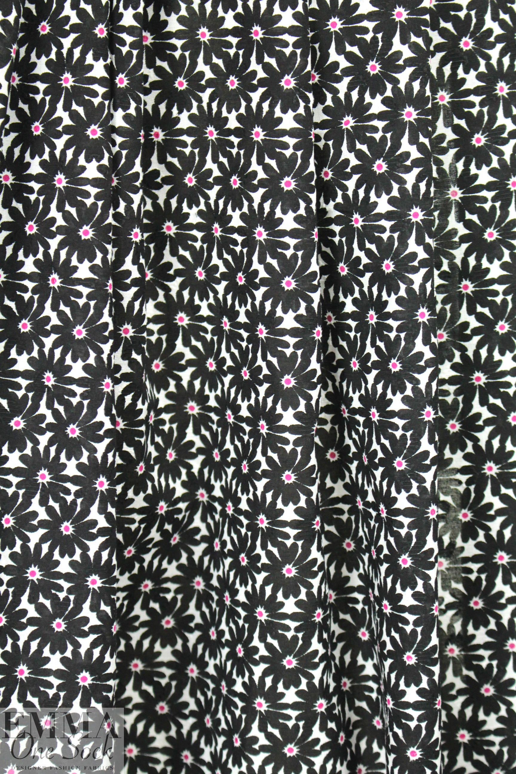 NY designer black/magenta floral cotton jacquard