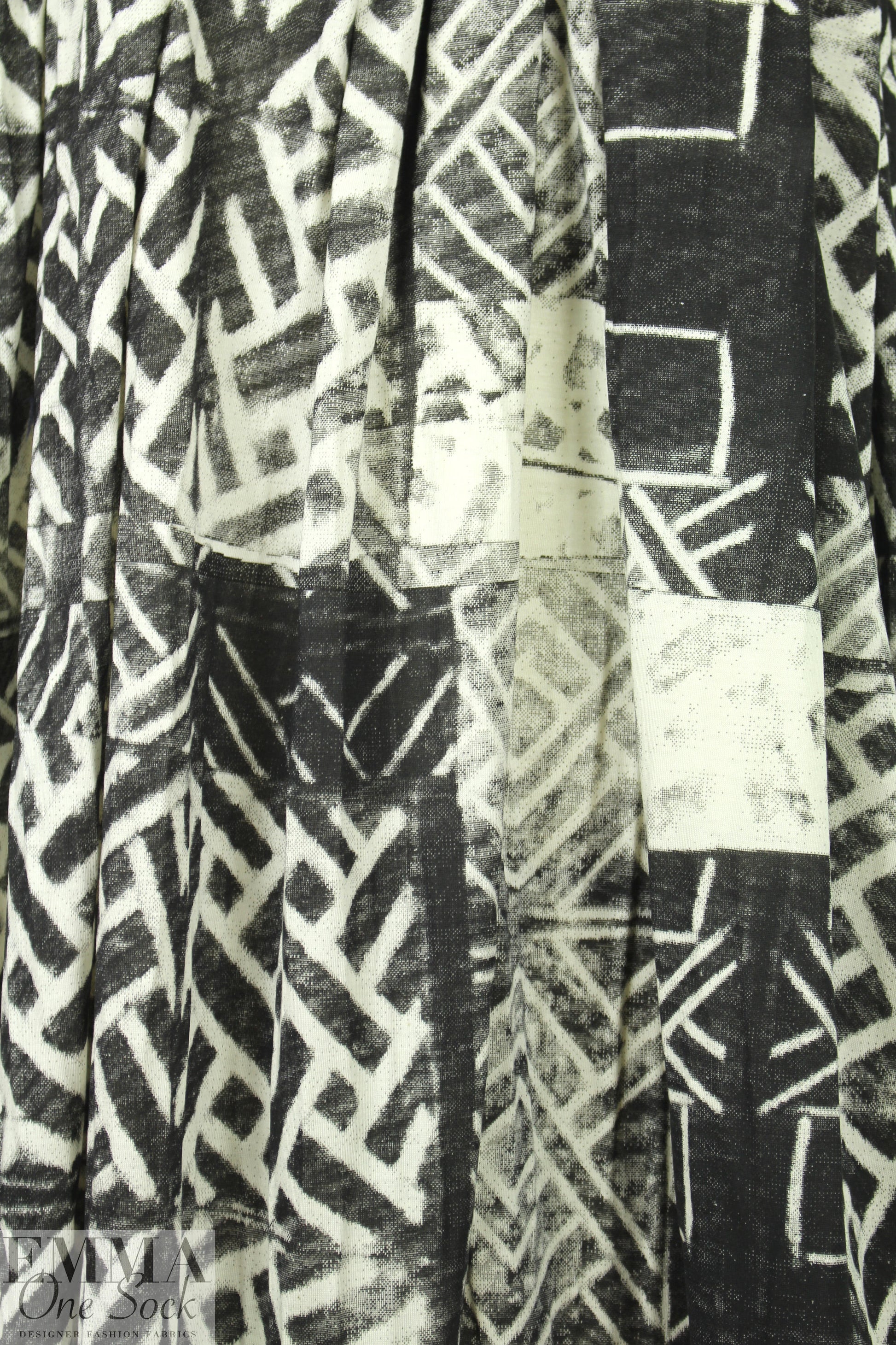 Italian tilework graphic cotton lightweight knit
