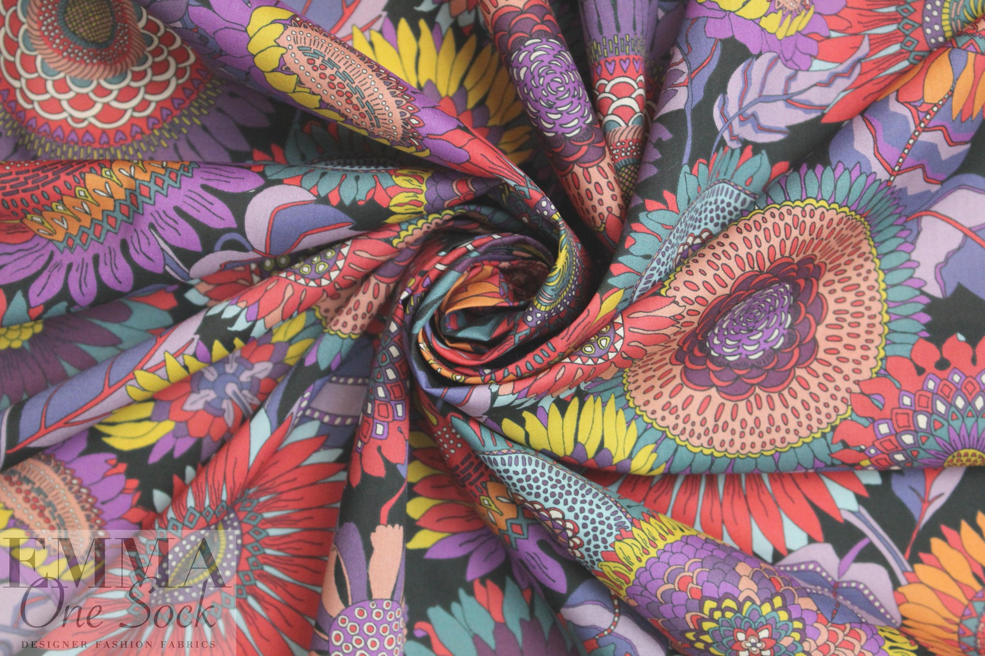 Liberty Art Fabrics: 'Sunflower-B' Tana lawn