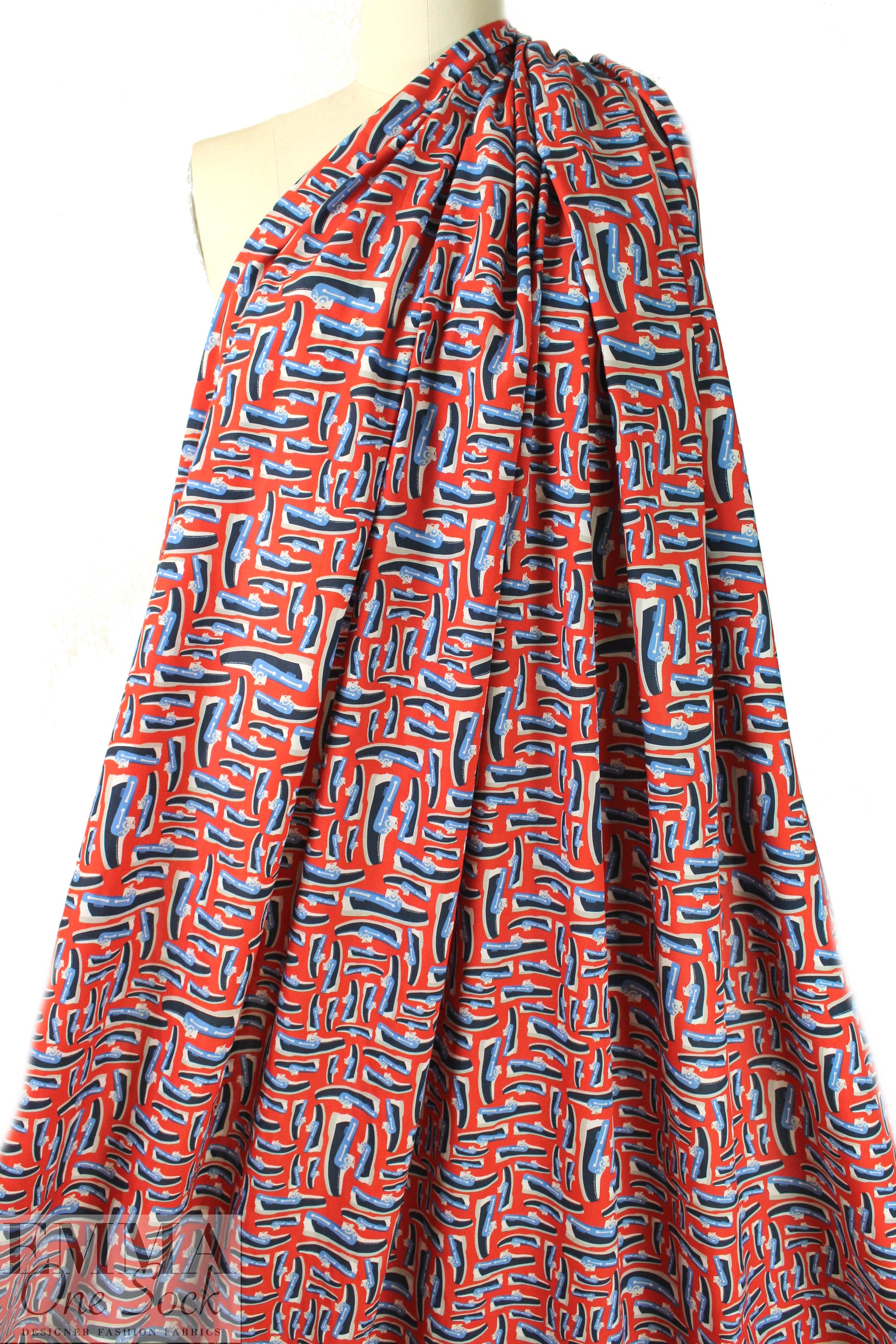 NY designer red/blue boat shoe cotton lawn 1.75 yds