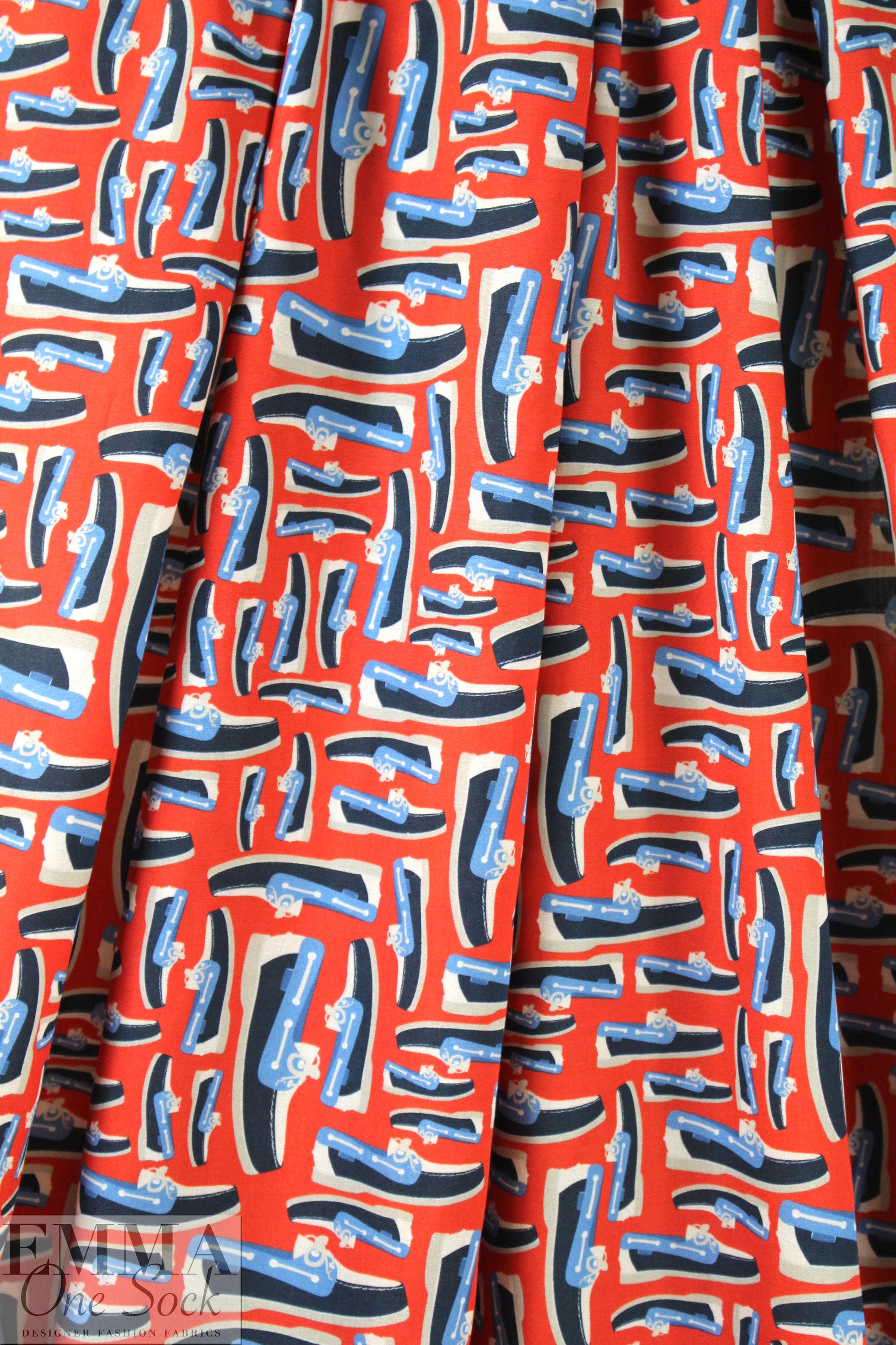 NY designer red/blue boat shoe cotton lawn 1.75 yds