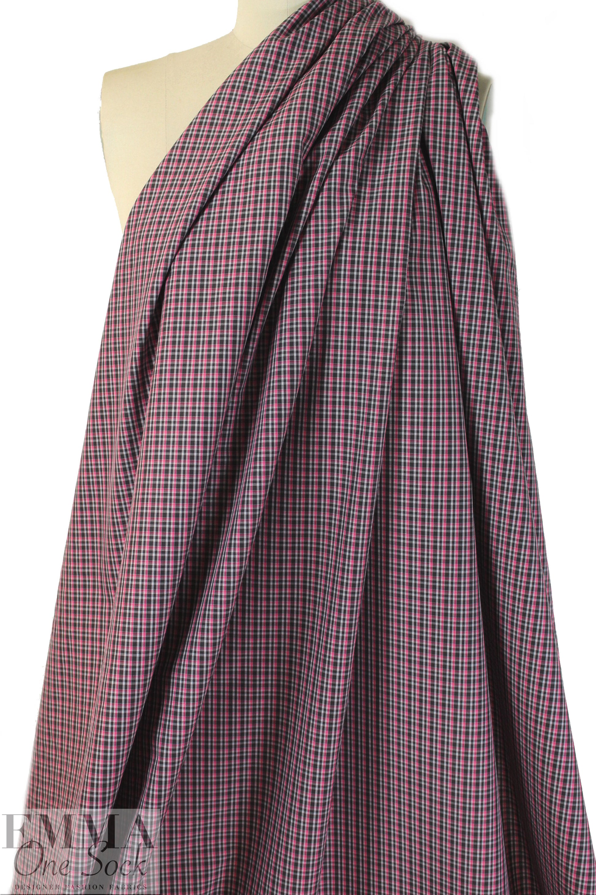 Br00ks Bros. strawberry/black yarn-dyed plaid cotton shirting 1.125 yds