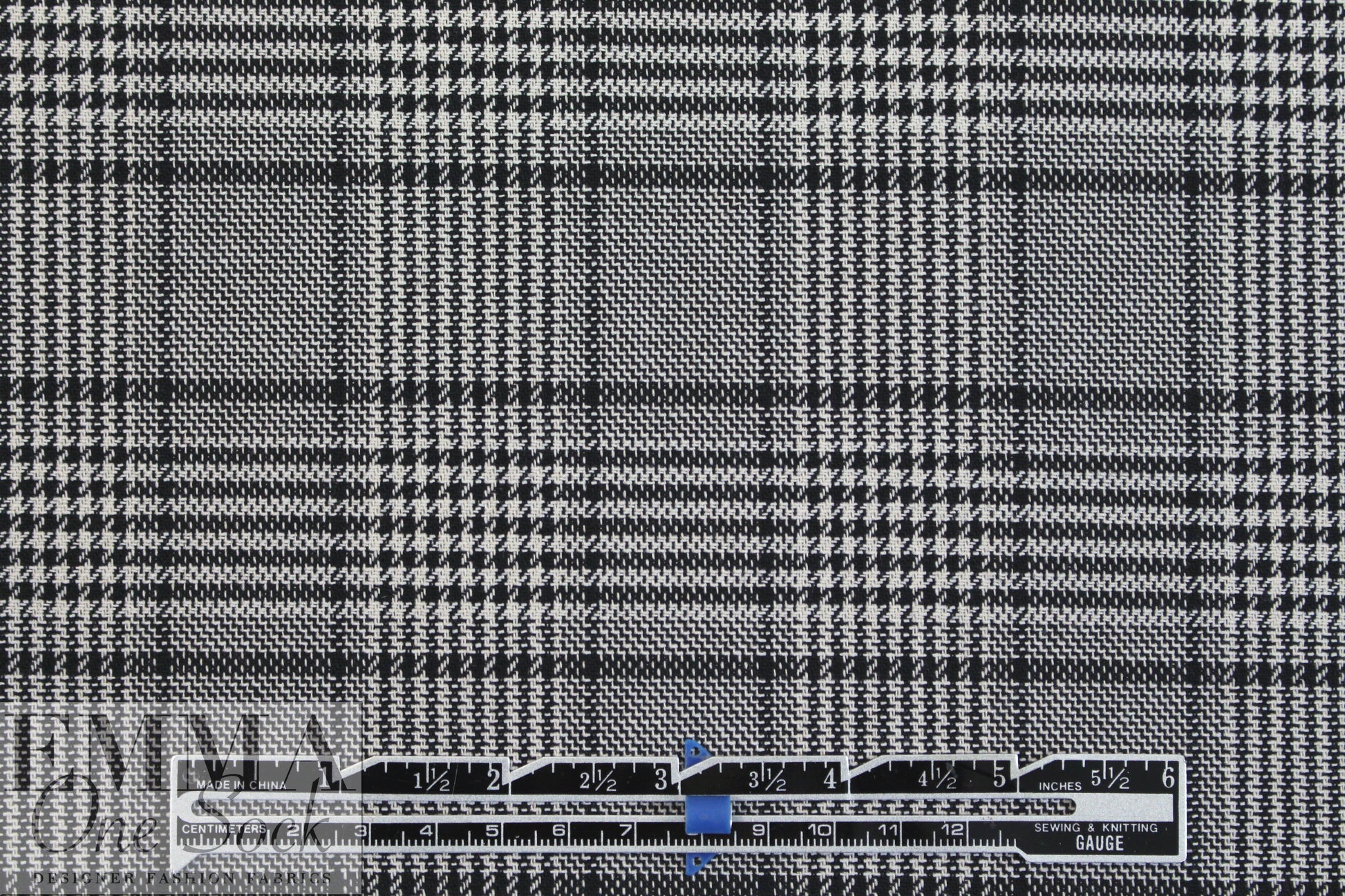 NY designer 2-sided yarn dyed plaid - black/white