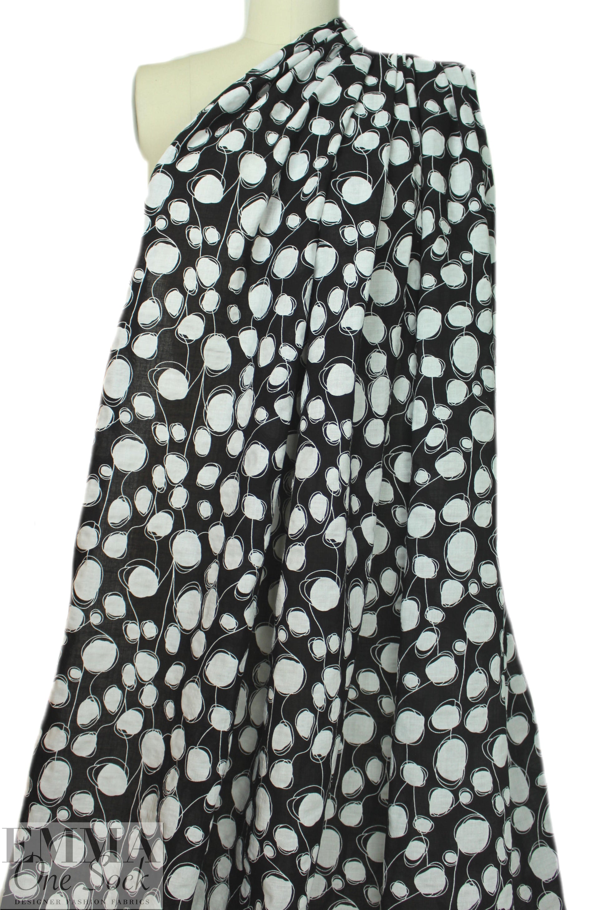 'Boba' cotton/linen lightweight woven - white on black 1.6 yds