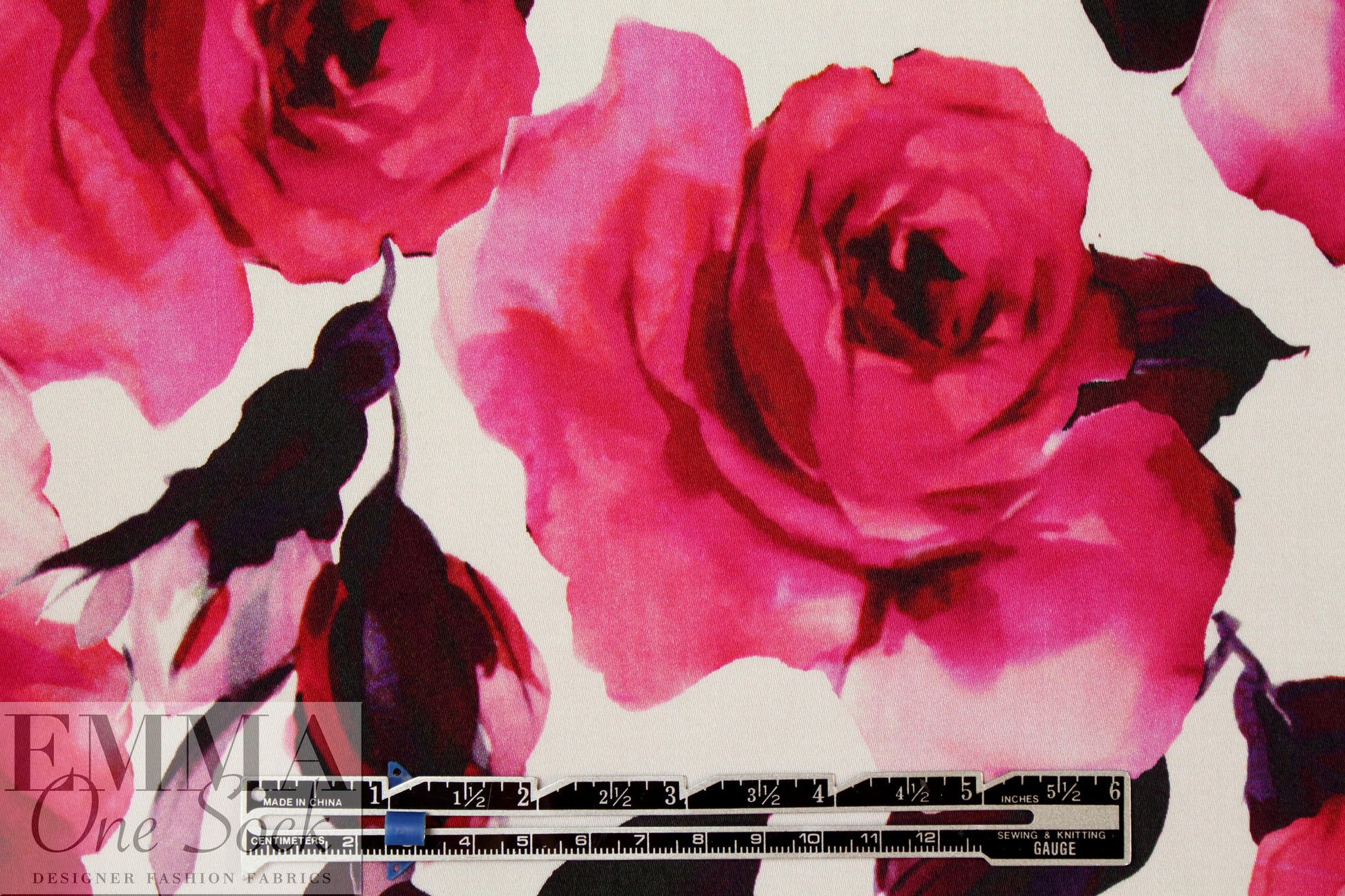 Italian cotton stretch woven - pink roses