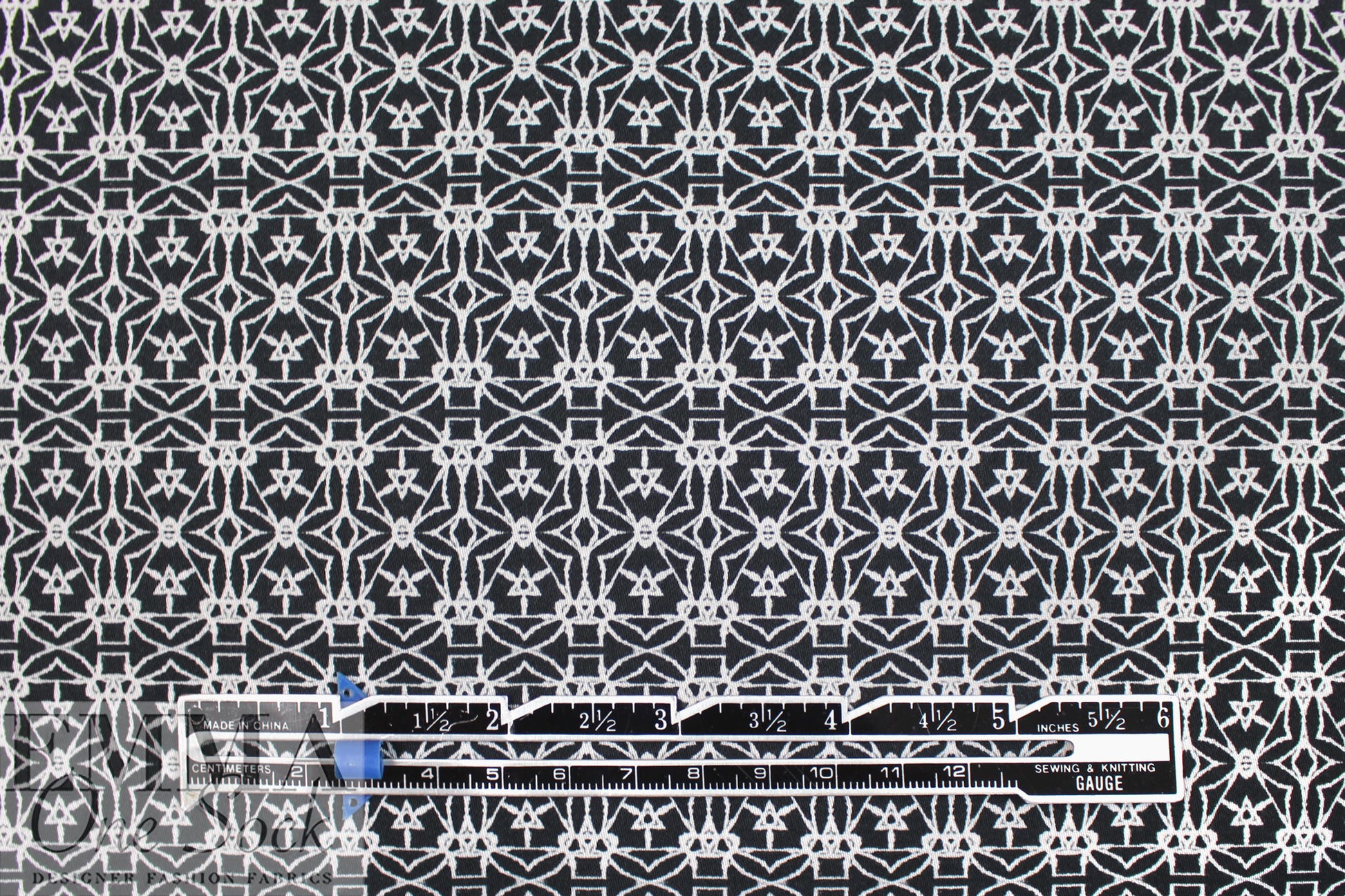 Italian black/white graphic medallion cotton stretch woven