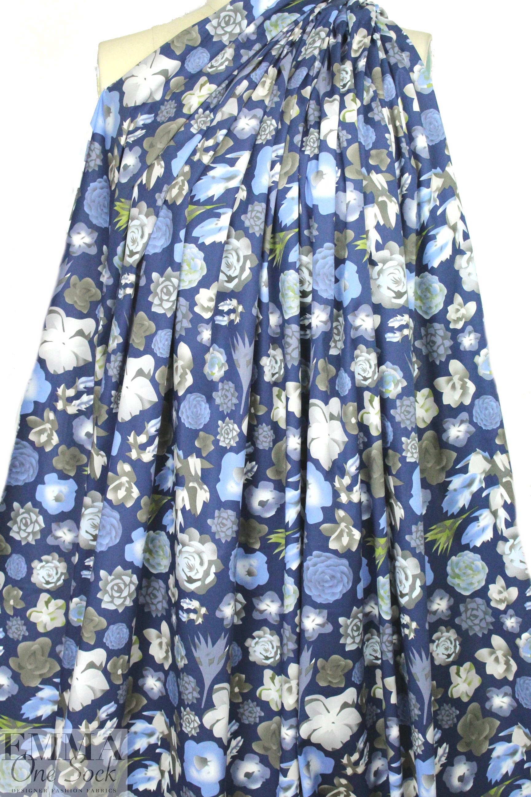 succulents 1 cotton/spandex shirting - blue 1.625 yd