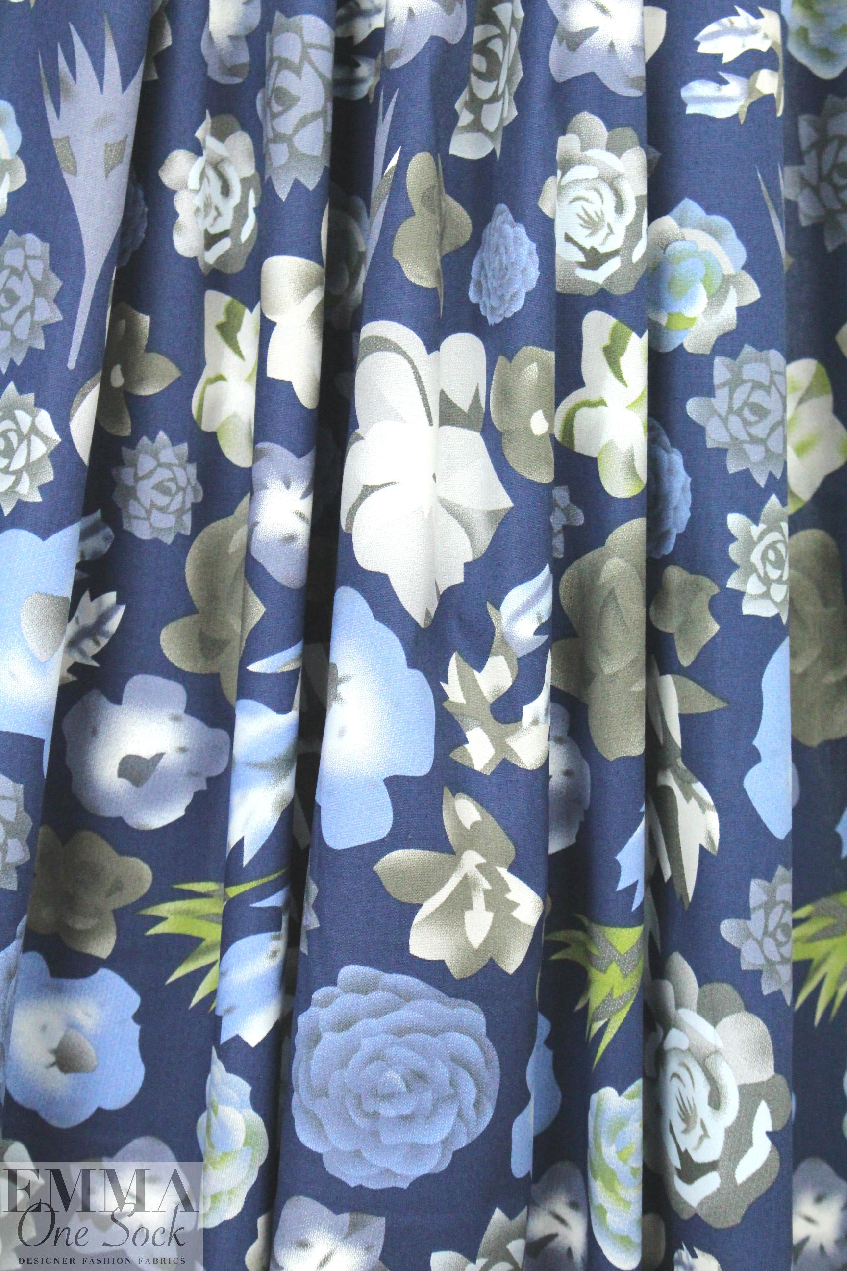 succulents 1 cotton/spandex shirting - blue 1.625 yd