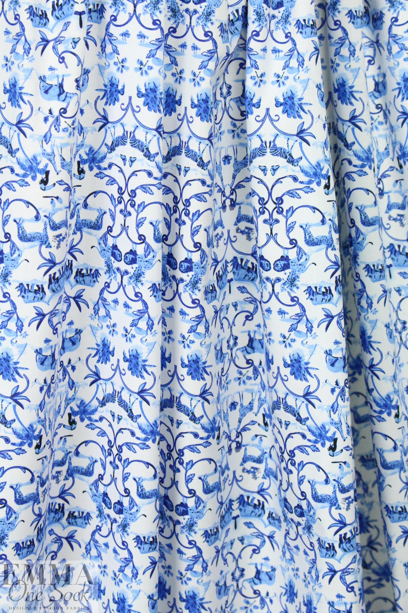 Noah's Art cotton/spandex shirting - blue/white