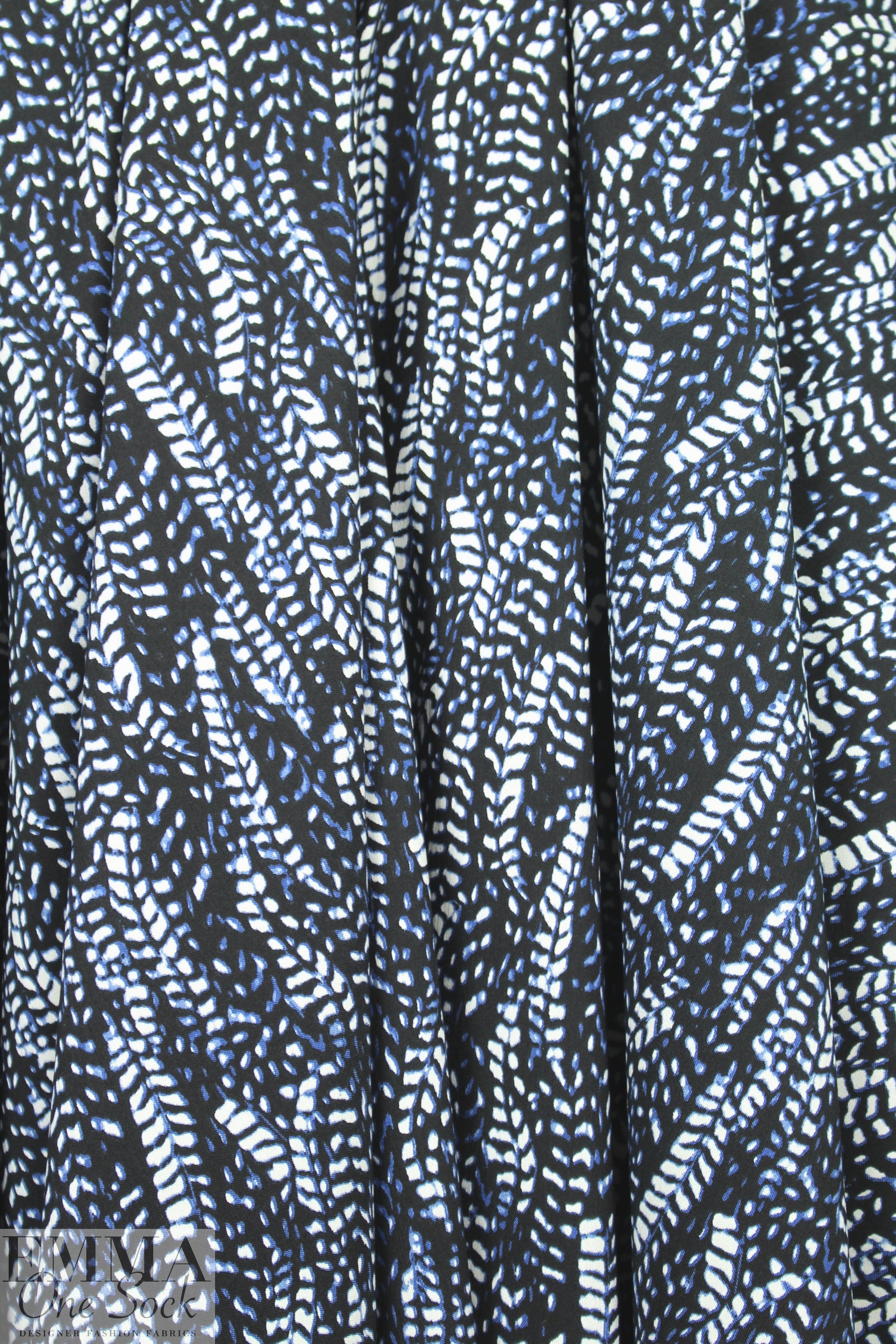 NY designer vertical stretch leafy graphic cotton woven 2.25 yds