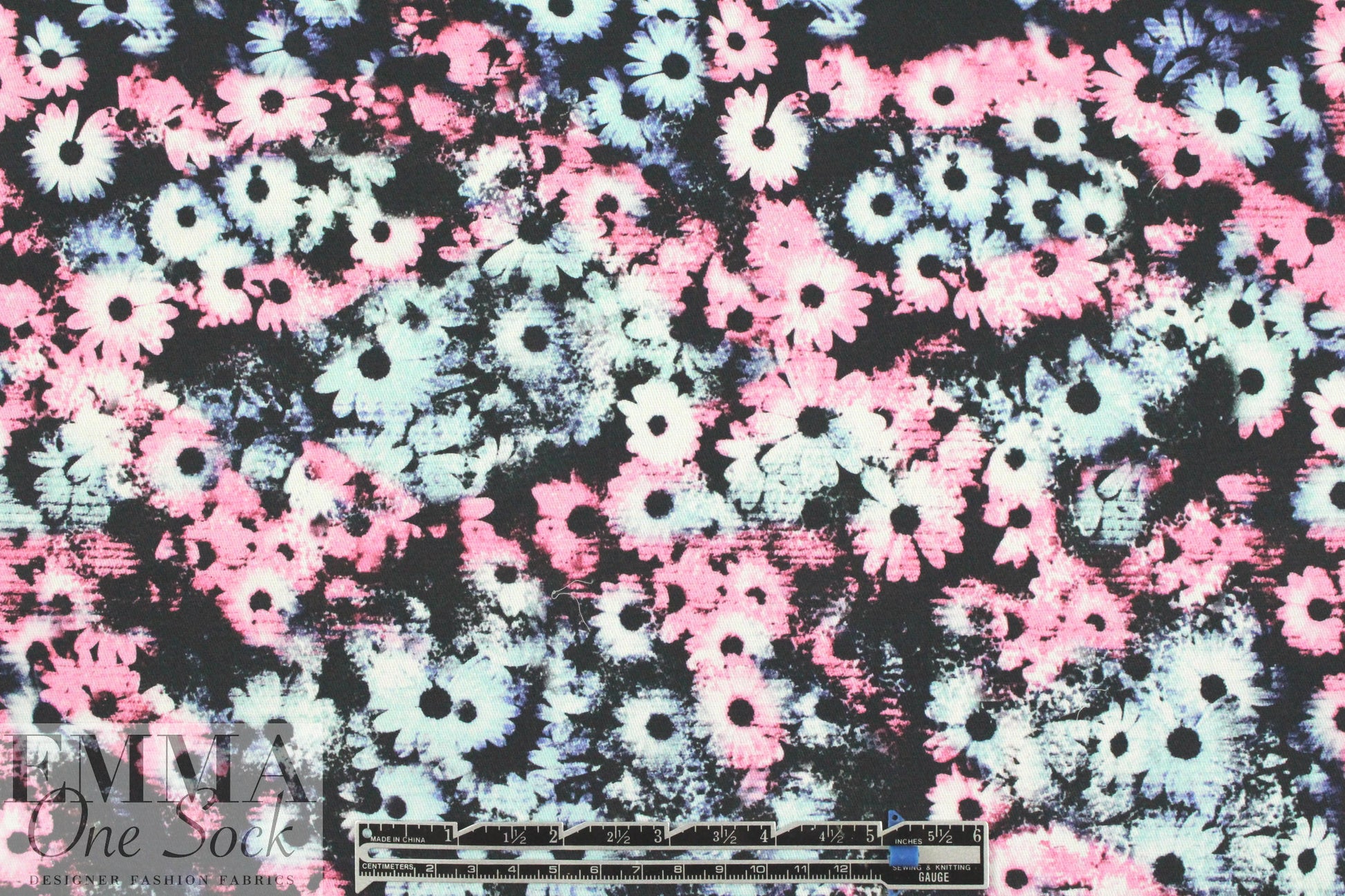 Italian 'photo floral' design cotton stretch twill 1.5 yd