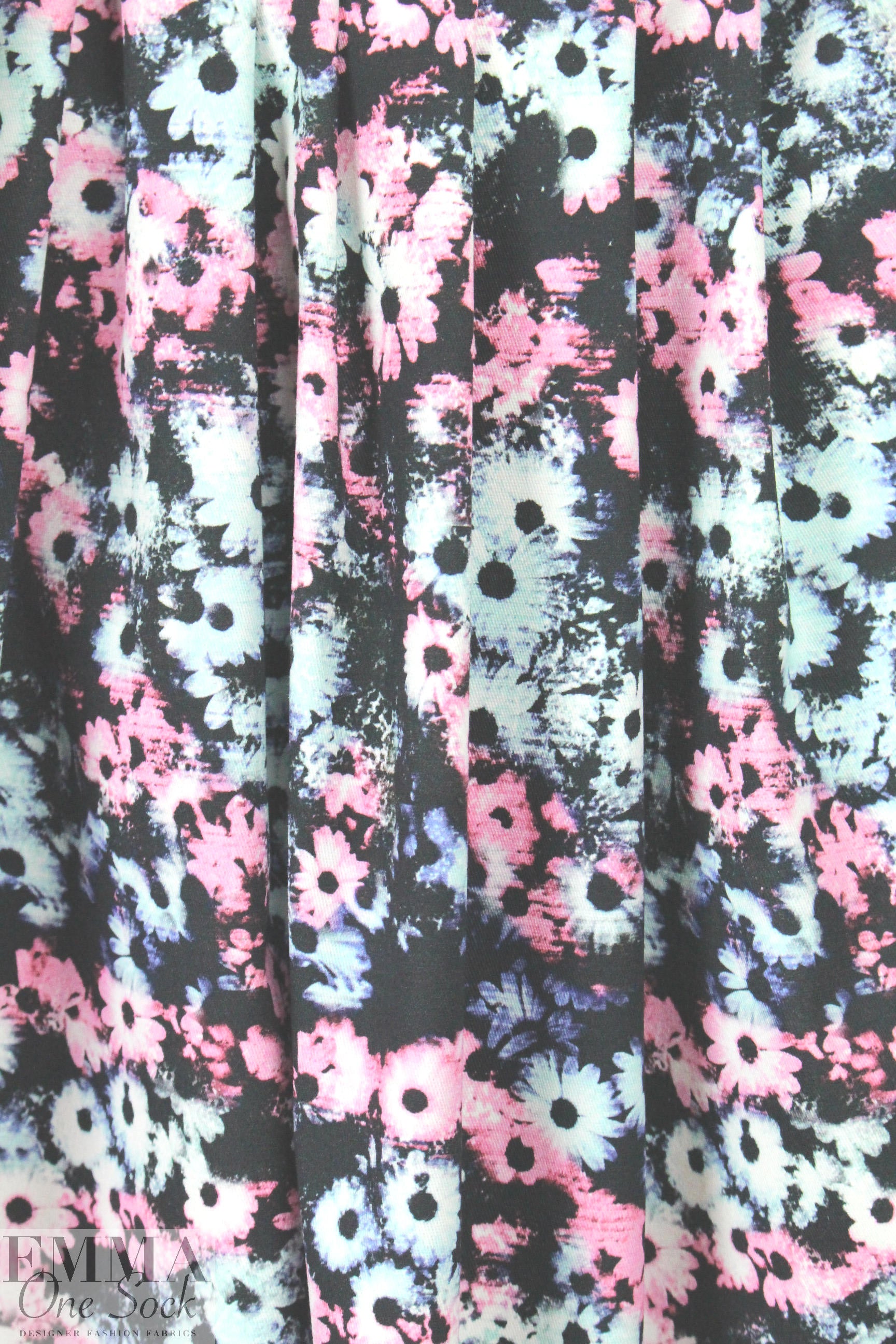 Italian 'photo floral' design cotton stretch twill 1.5 yds