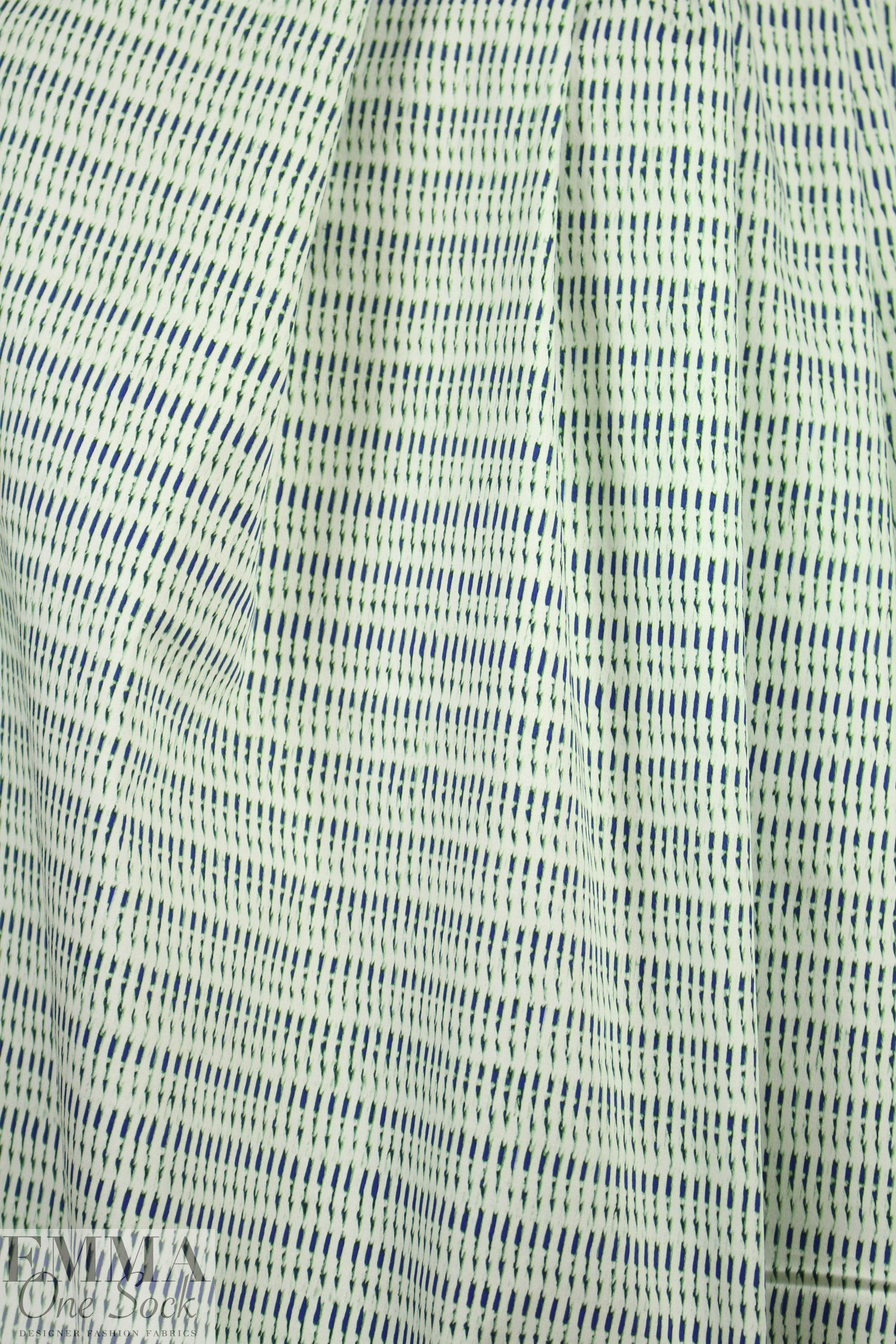 NY designer basketweave closeup stretch cotton 1.875 yds