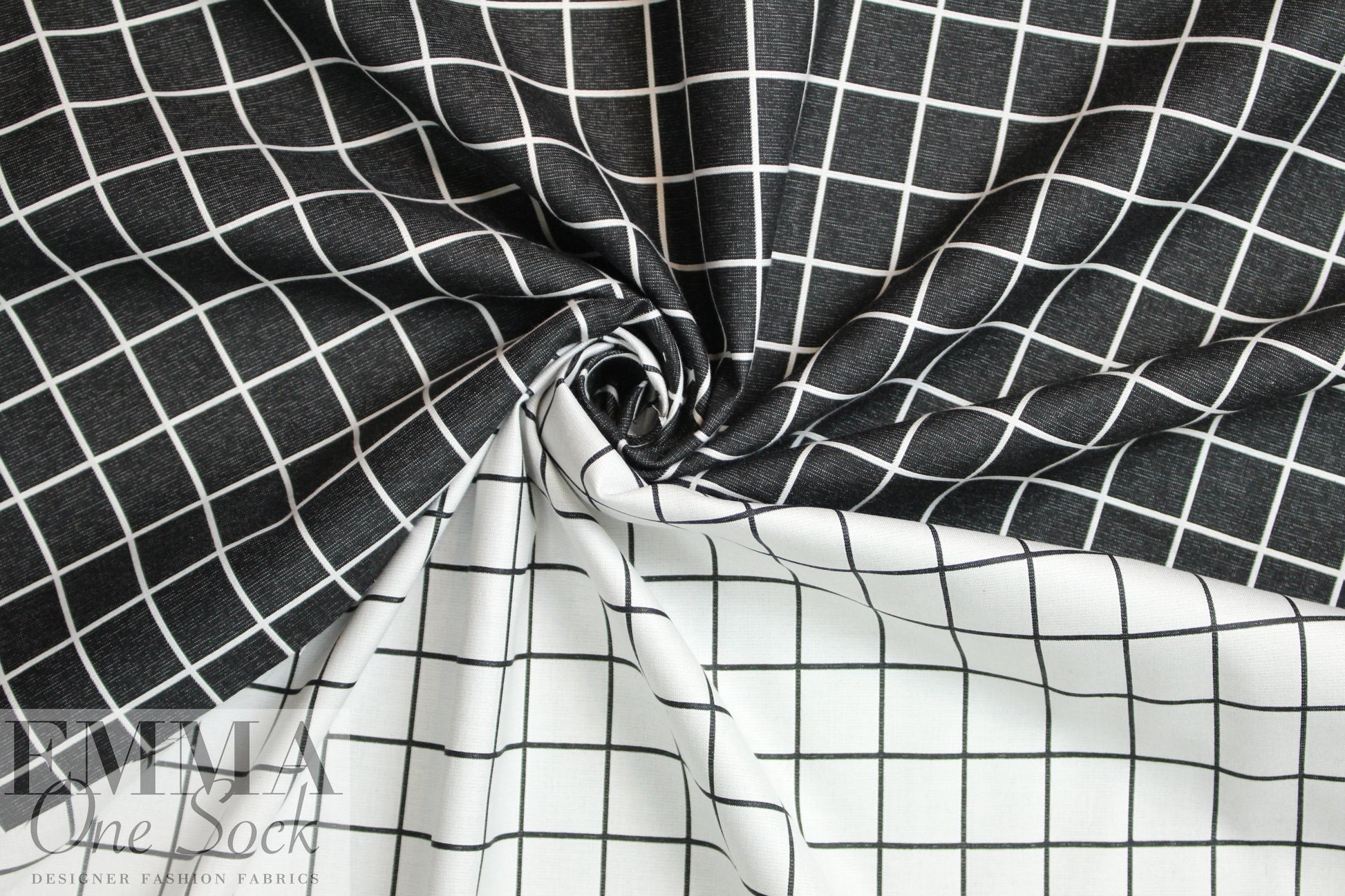 NY designer black/white grid reversible stretch jacquard