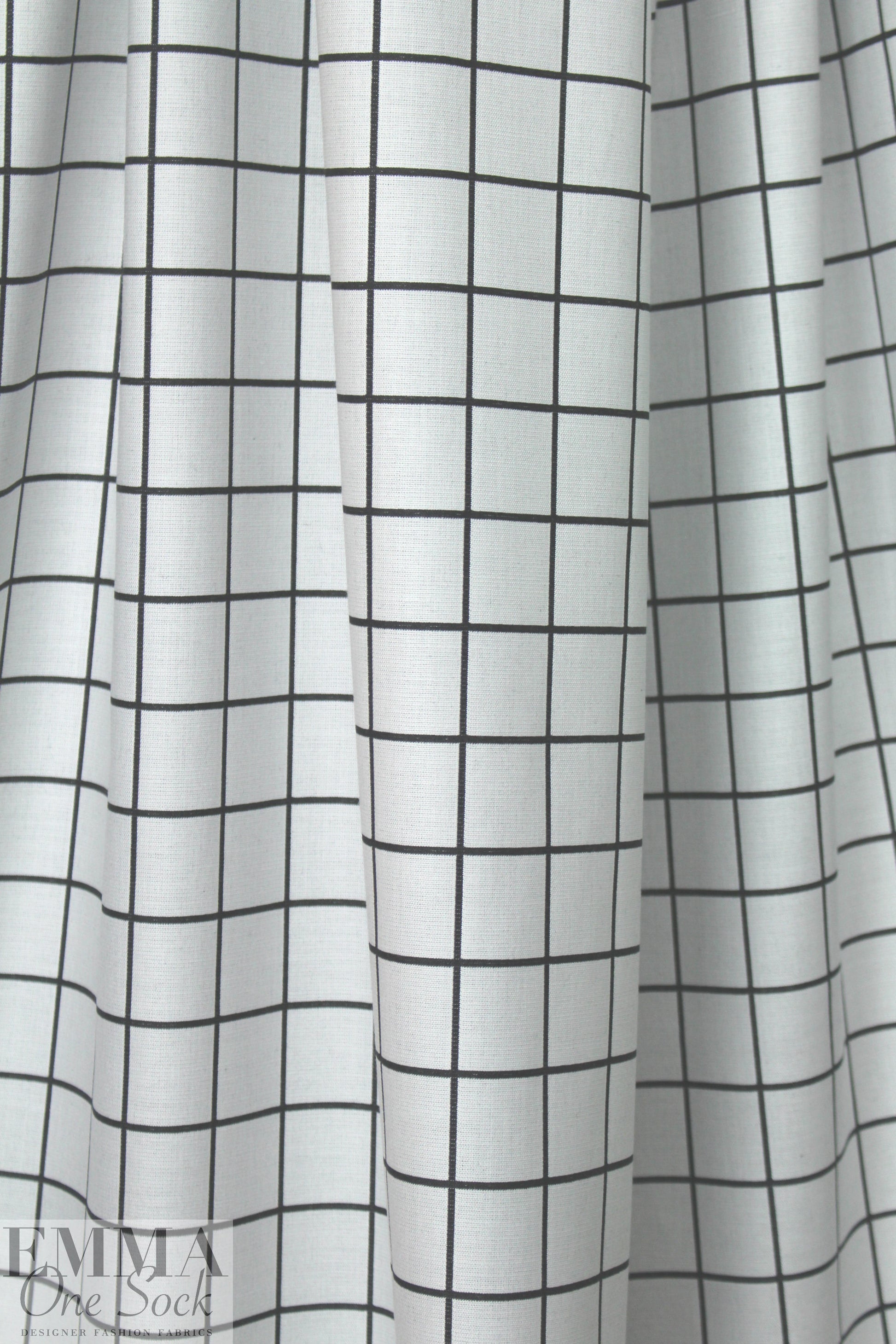 NY designer black/white grid reversible stretch jacquard 1.75 yd