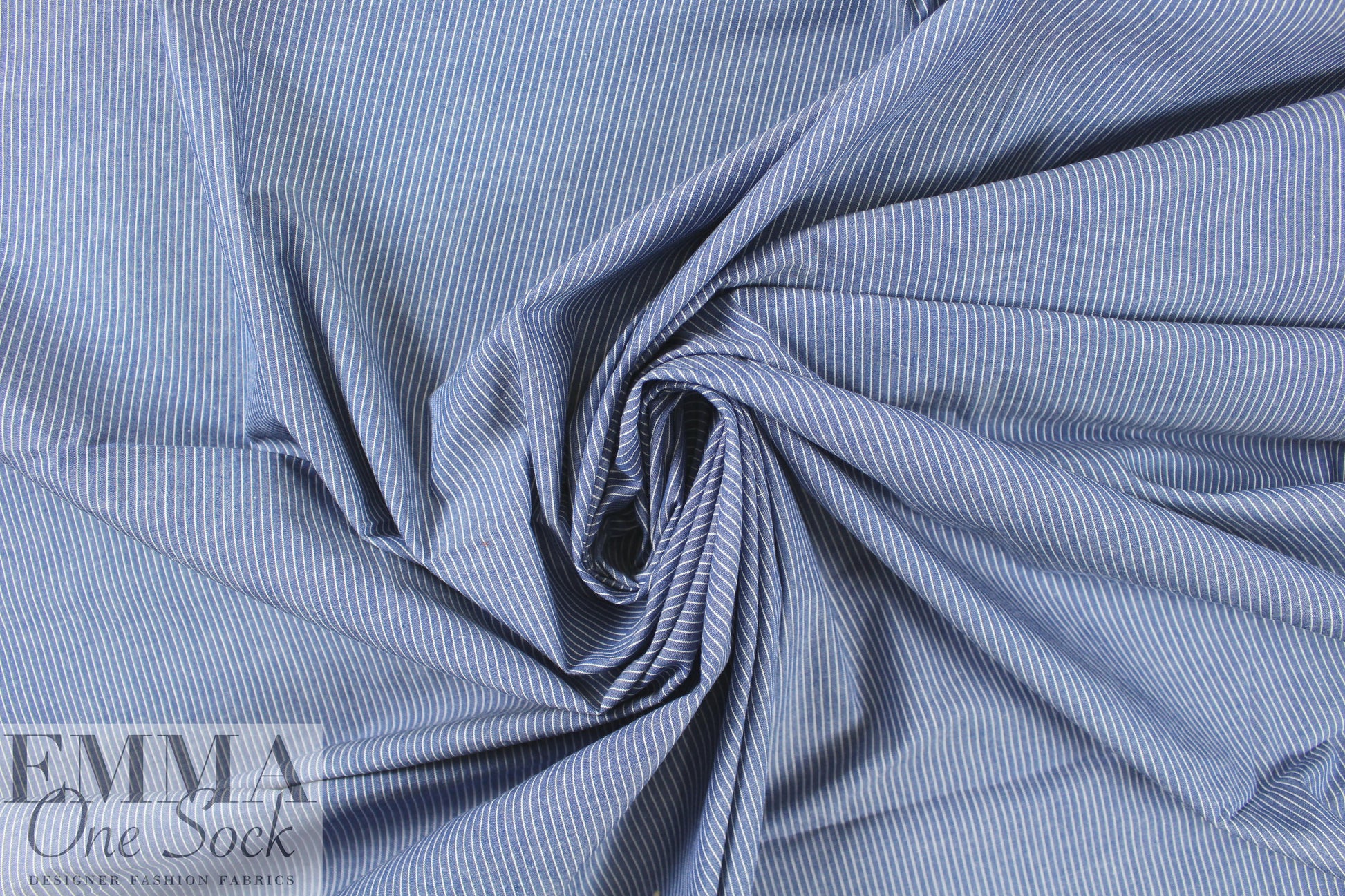 NY designer denimy /white stripe cotton shirting 1.625 yd