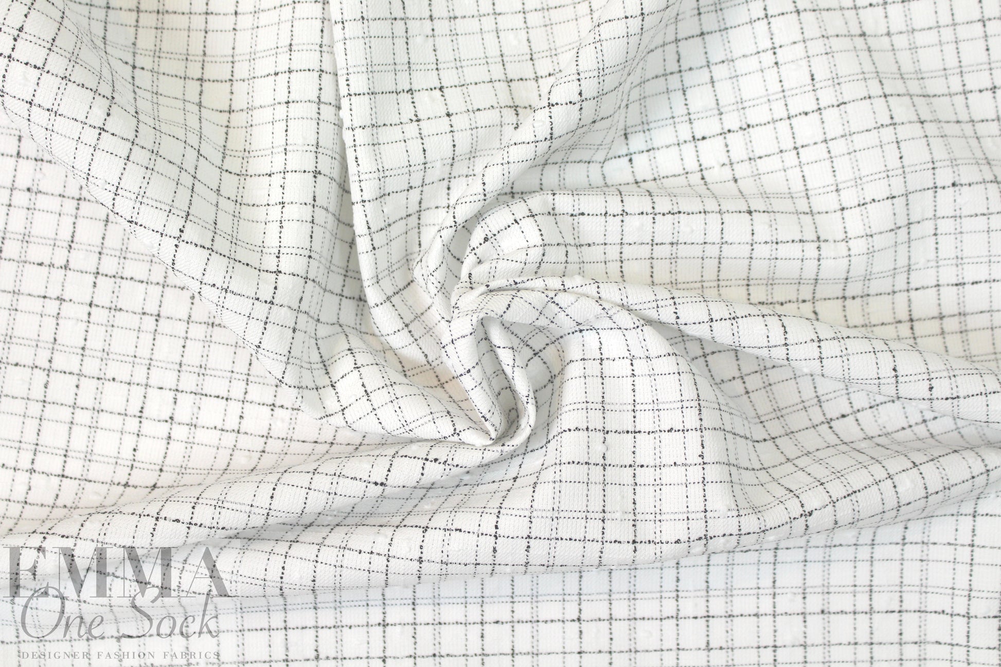 famous designer cotton nubby grid suiting - white/black 1.5 yd