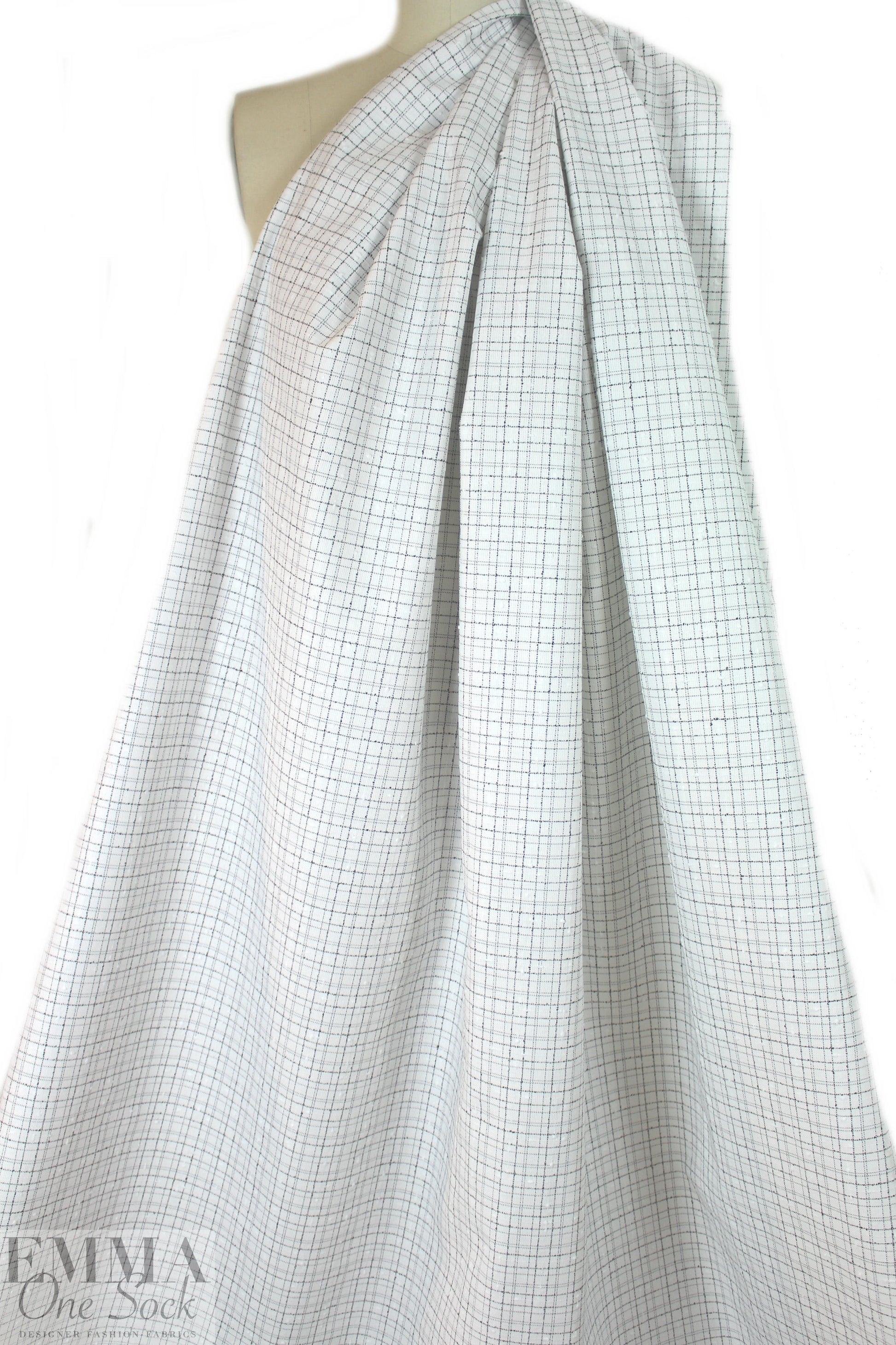 famous designer cotton nubby grid suiting - white/black