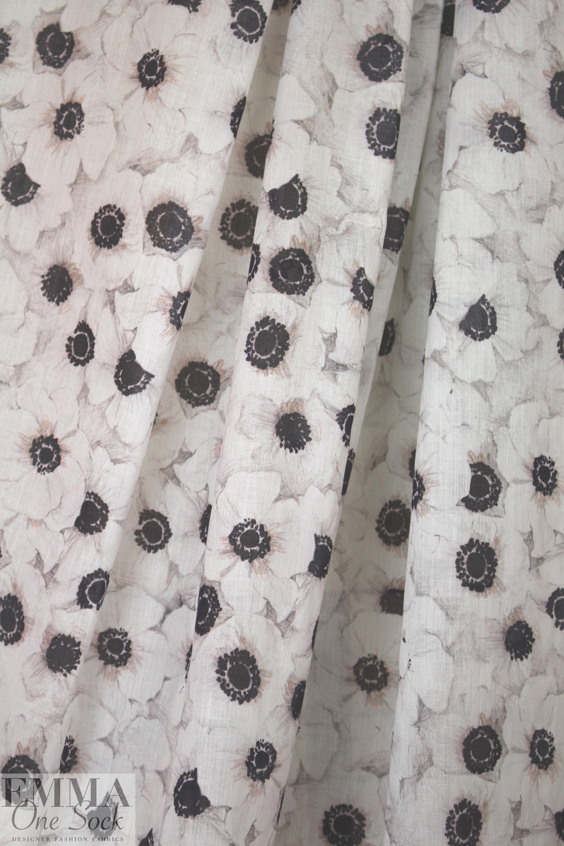Mi11y white poppies cotton voile