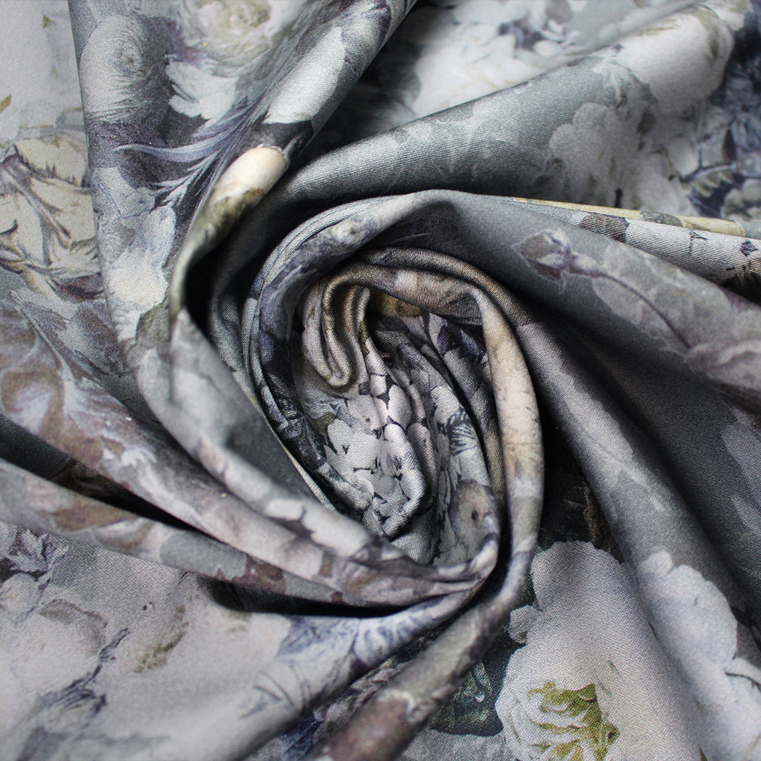 Italian 'evening flowers' printed cotton woven .875 yds