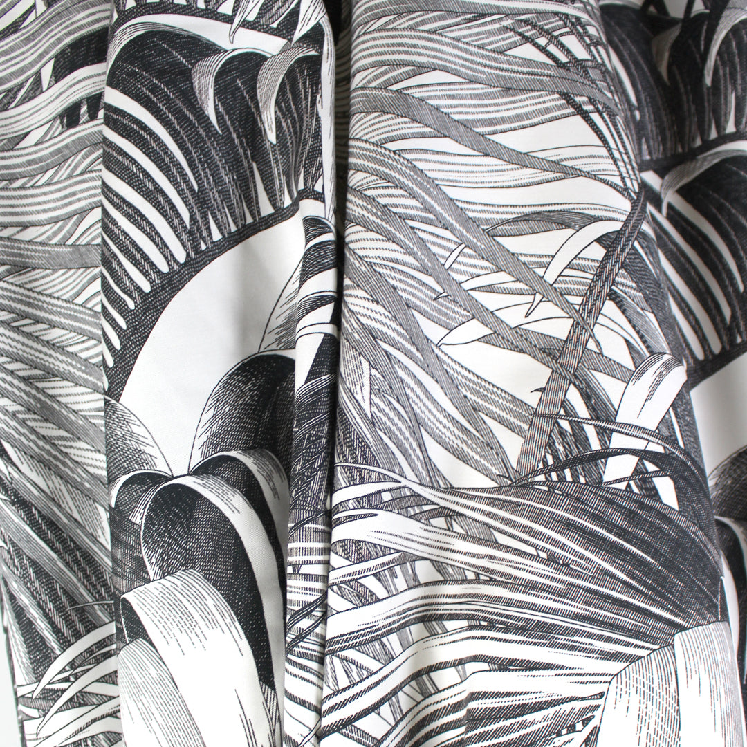 Italian 'palm garden' lightweight cotton/silk twill 1.875 yd