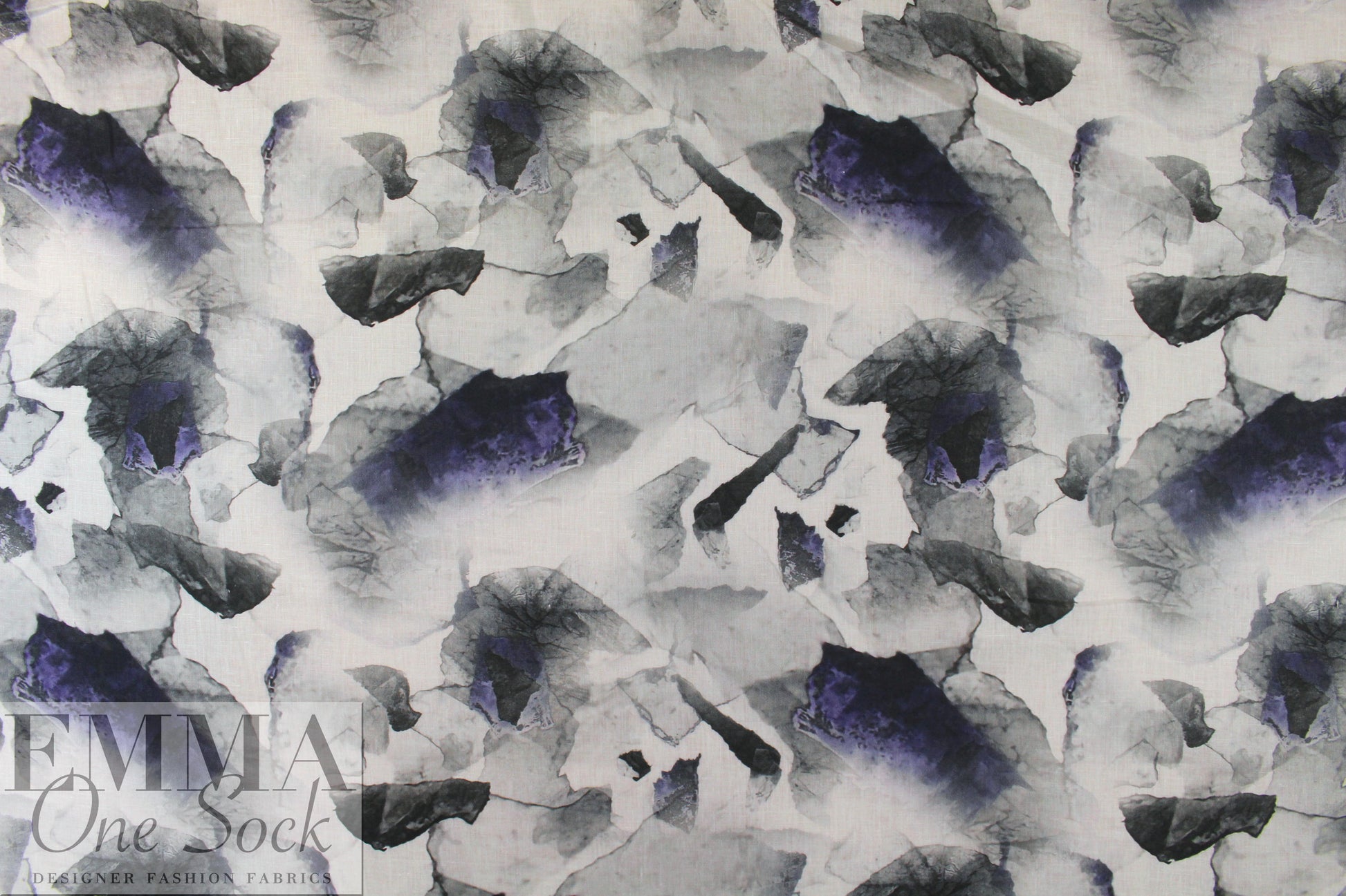 100% linen digital print - abstract gem 1.5 yds
