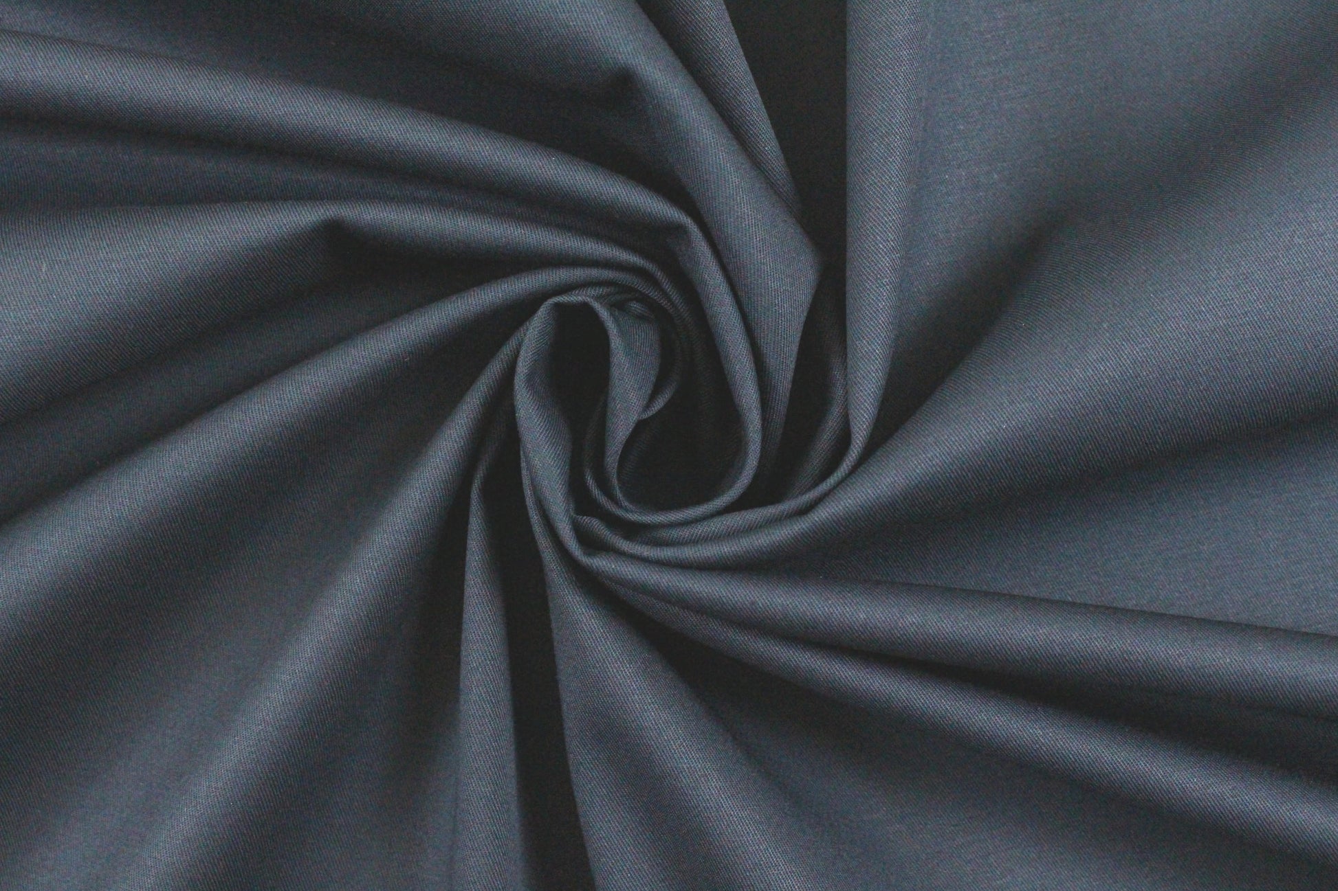 'docksider' cotton/spandex stretch twill - navy 1 yard