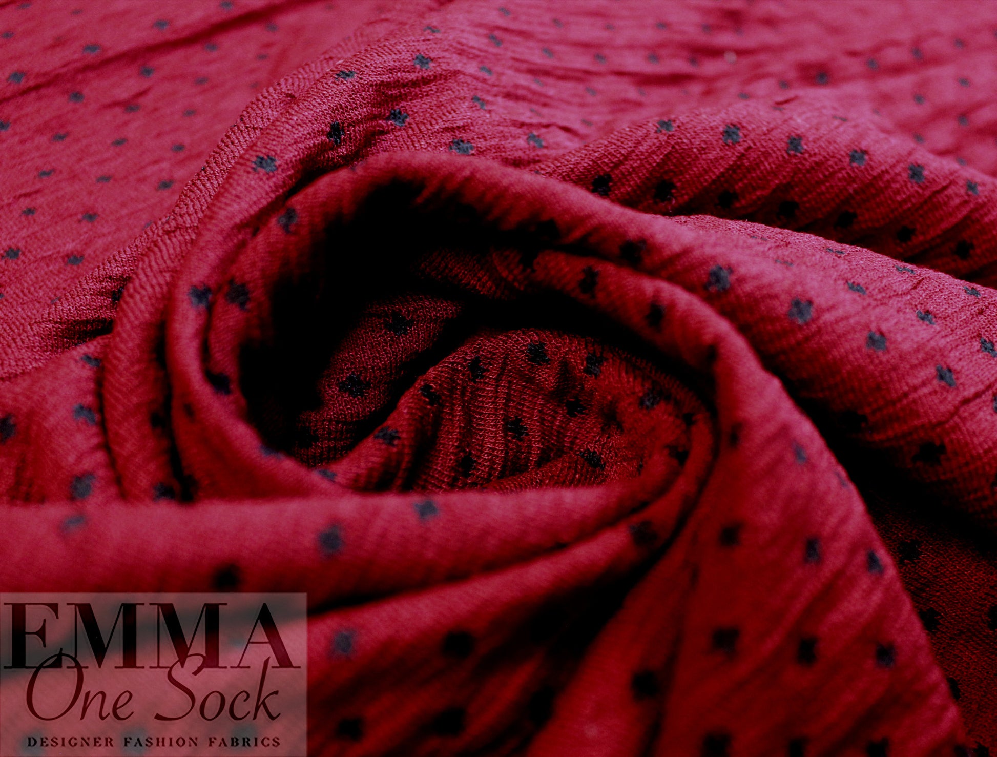 Italian textured dot 2-ply knit - Tibetan red/black 1.25 yds