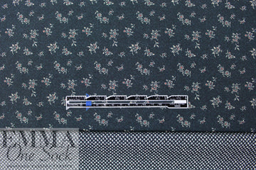 Bur6erry double-sided wool suiting 2- flowers and dashes .625 yds