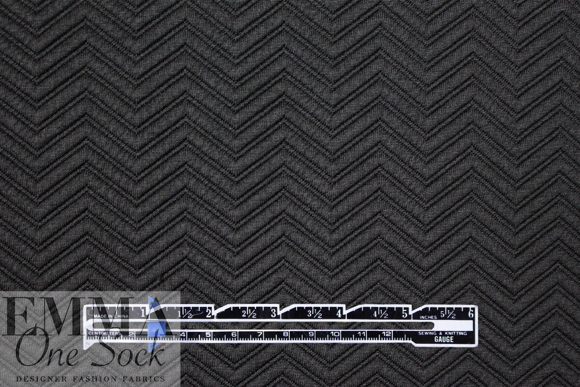 zig zag Oeko-tex certified novelty doubleknit - jet black 2 yd