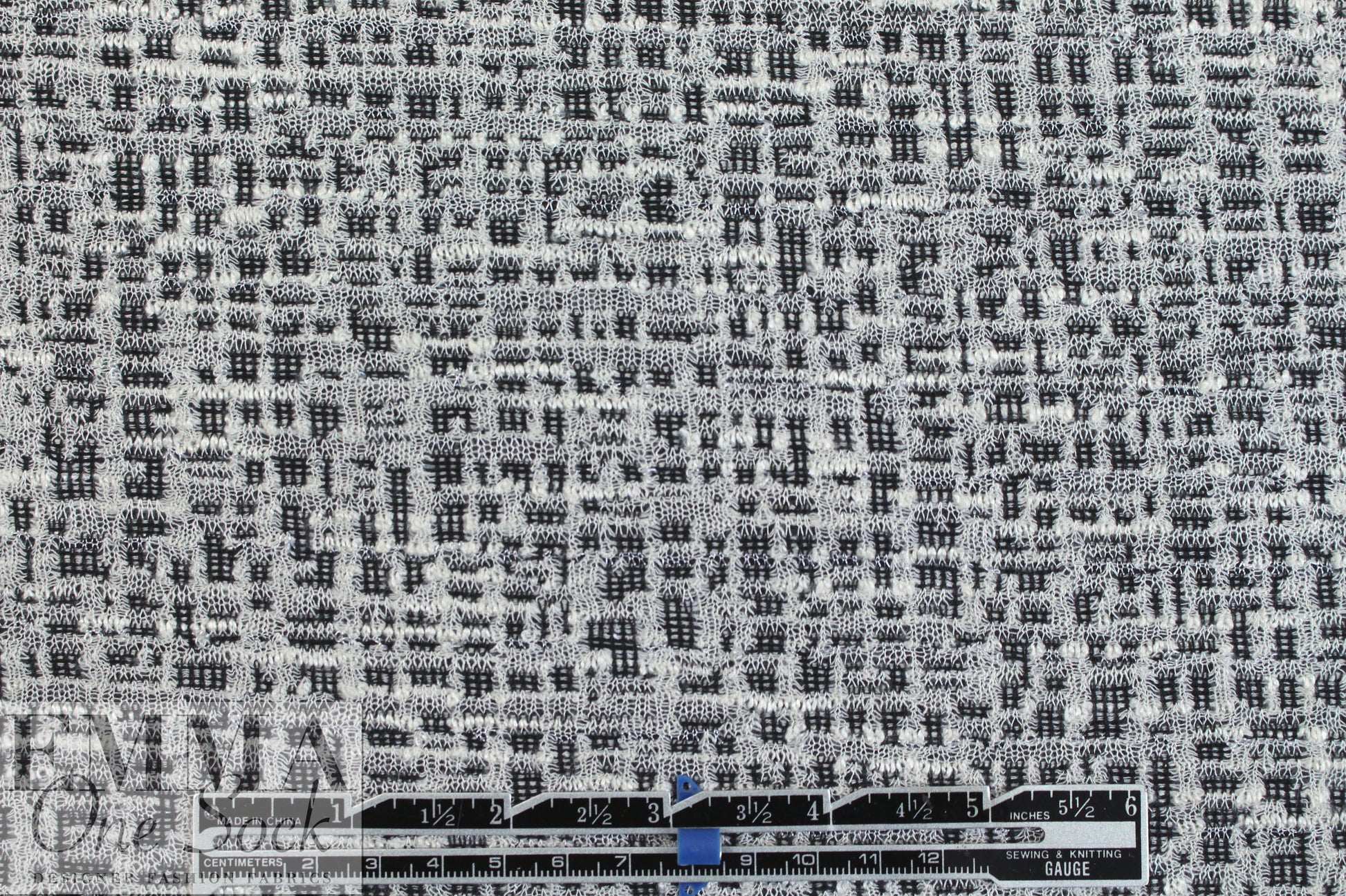 NY designer novelty crosshatch yarn dyed knit 1.75 yds