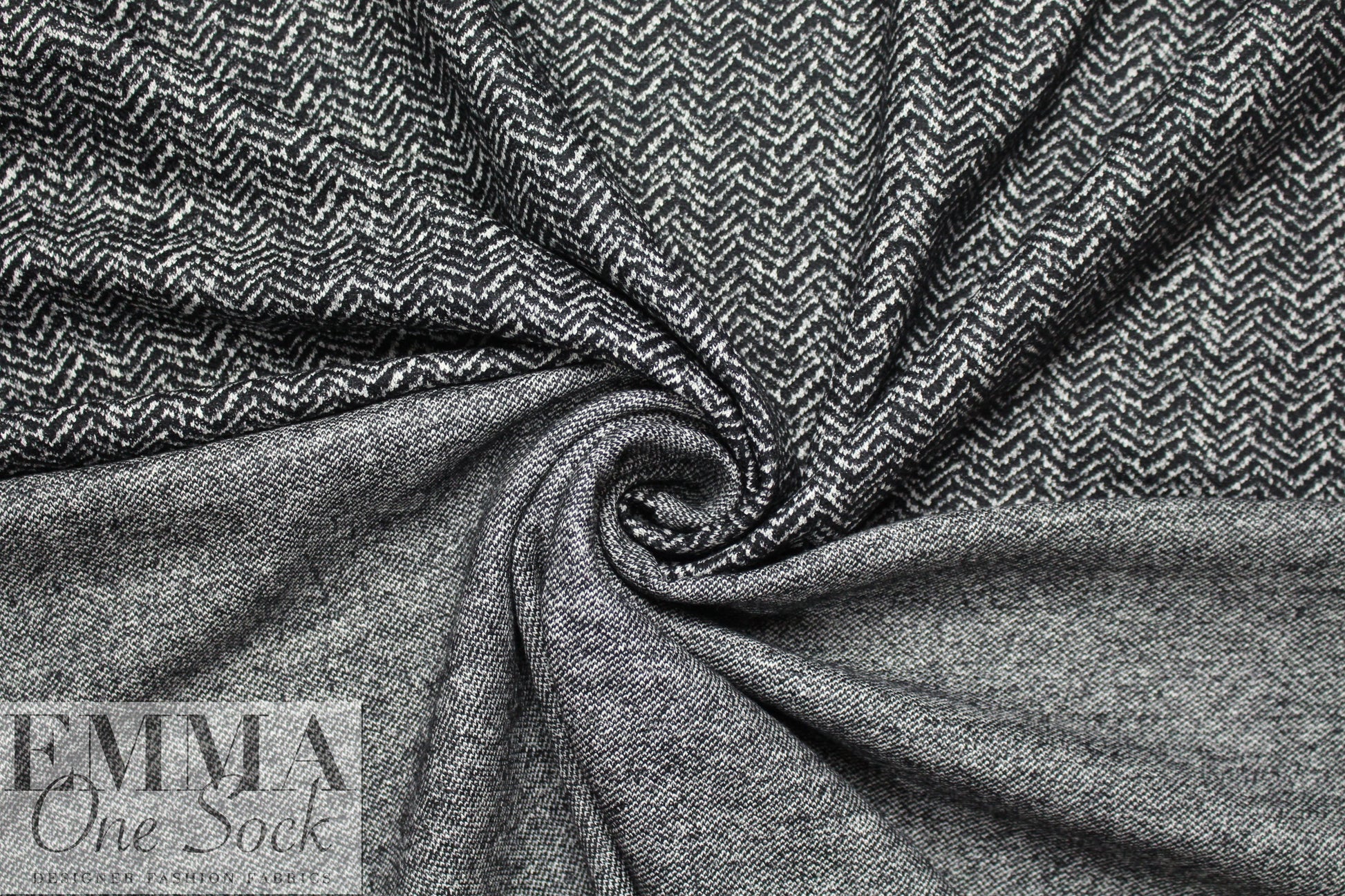 NY designer wool herringbone doubleknit - black/white