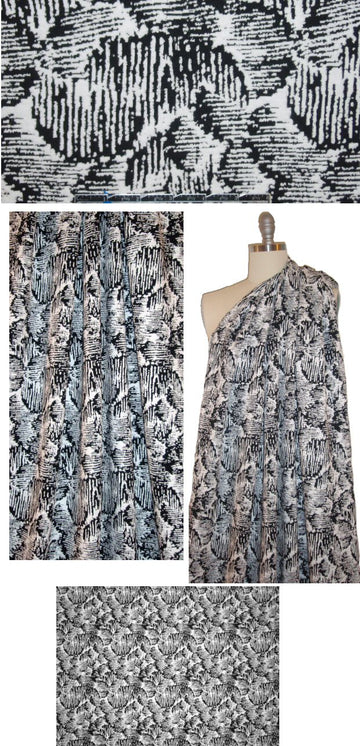 Italian matelasse knit - scallop woodcut 1.25 yd